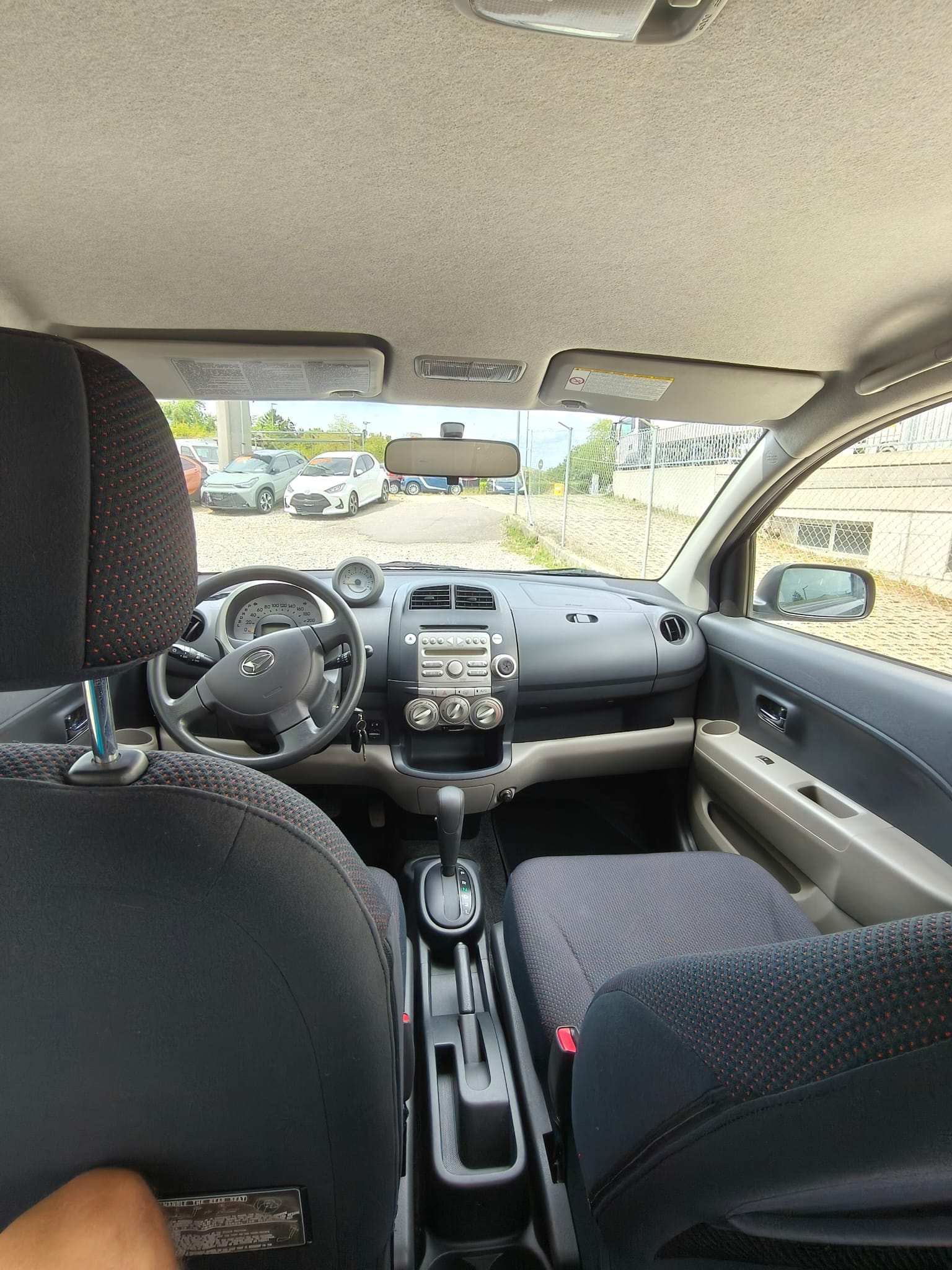 DAIHATSU Sirion 1.3 S eco-4WD-image-6
