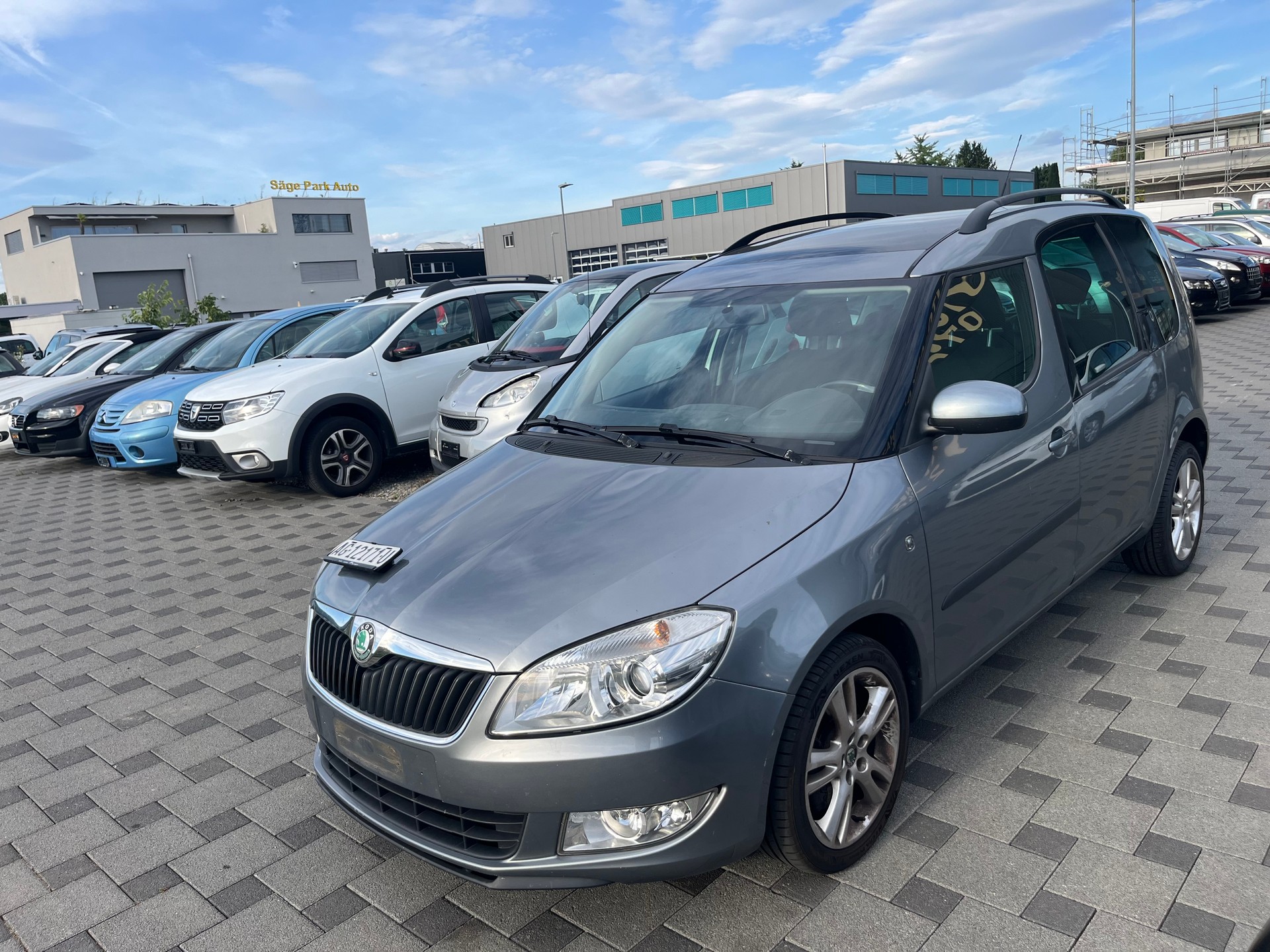 SKODA Roomster 1.2 TSI Style-image-5