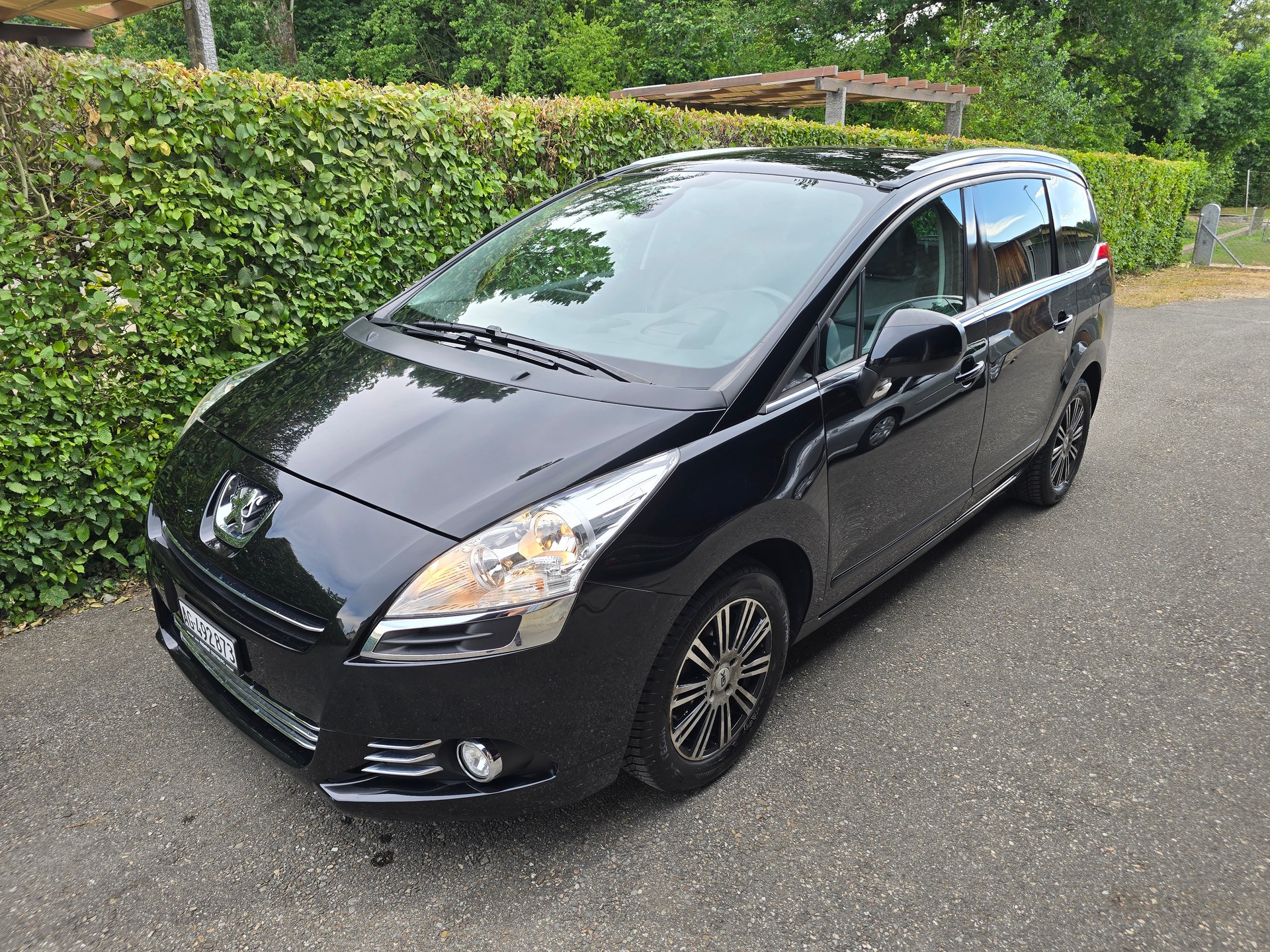 PEUGEOT 5008 2.0 HDI Business