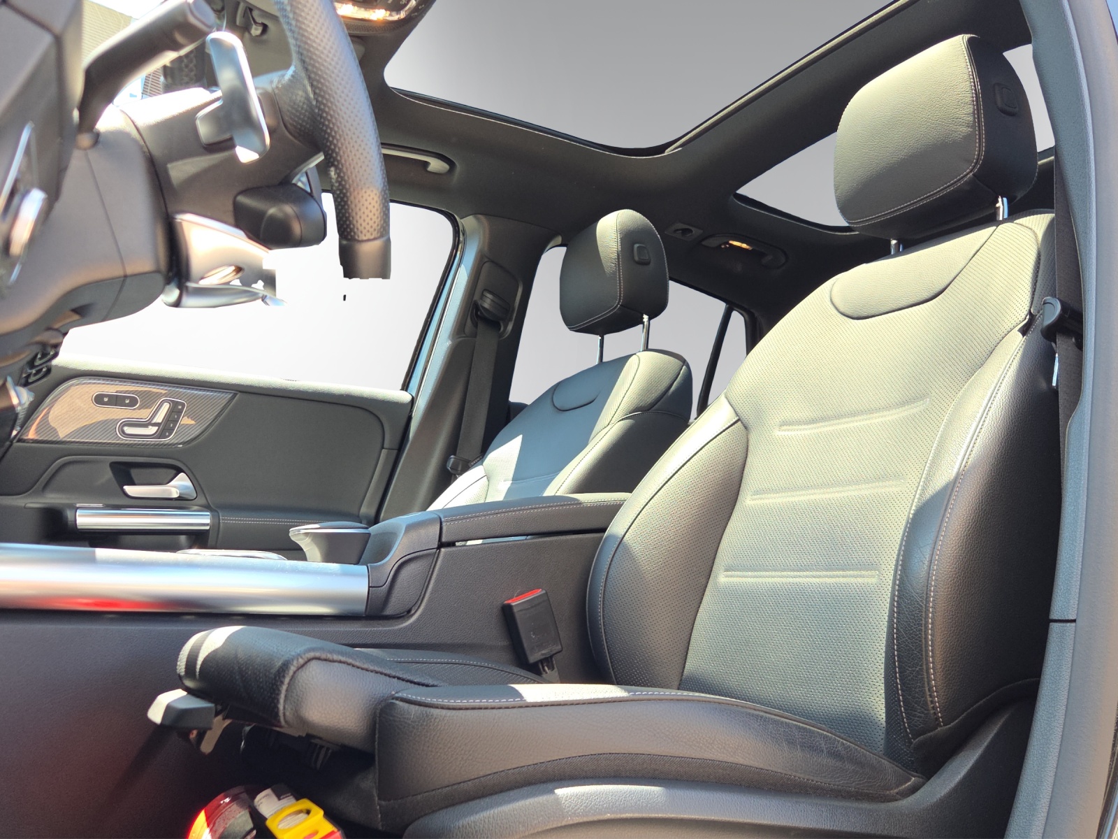 MERCEDES-BENZ GLA 45 AMG 4Matic+ 8G-Speedshift DCT-image-8
