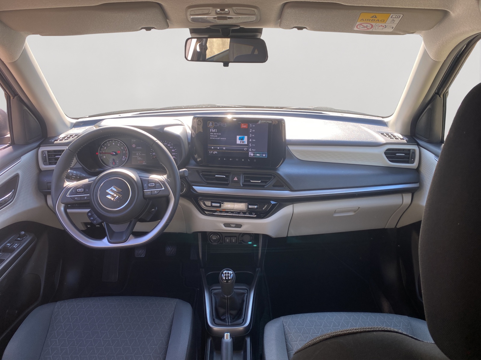 SUZUKI Swift 1.2Hybrid Allgrip 4X4 Pack-image-9