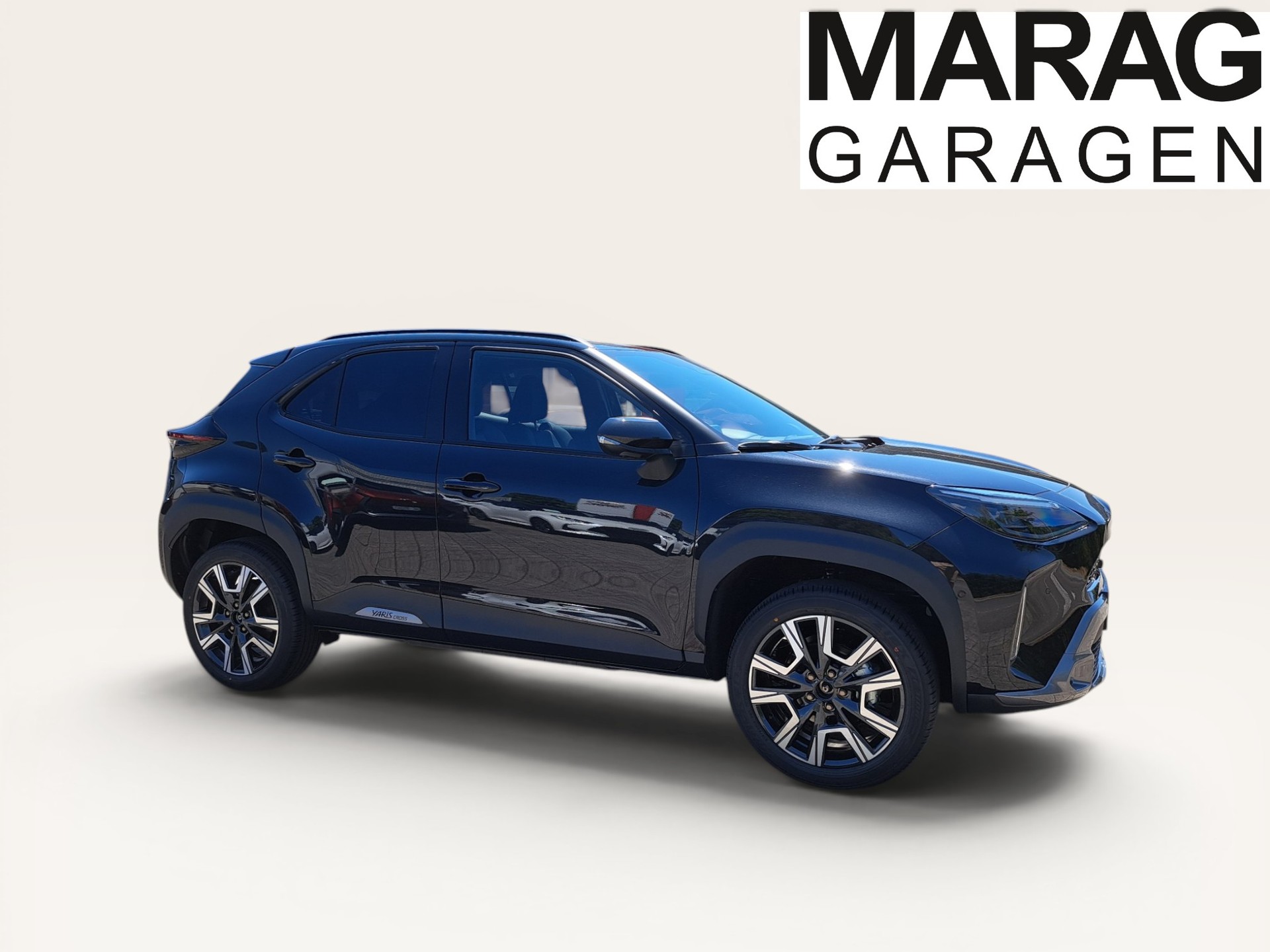 TOYOTA Yaris Cross 1.5 Premium AWDi e-CVT-image-3