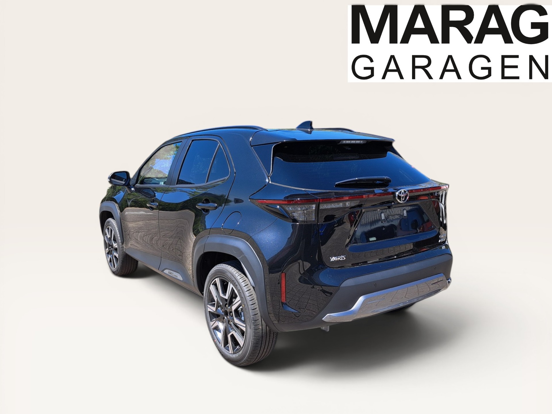 TOYOTA Yaris Cross 1.5 Premium AWDi e-CVT-image-8