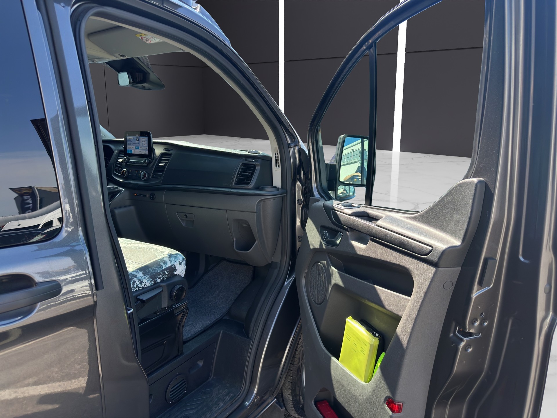 FORD Transit Custom Plus 340 L2H1 Camper NUGGET-image-10