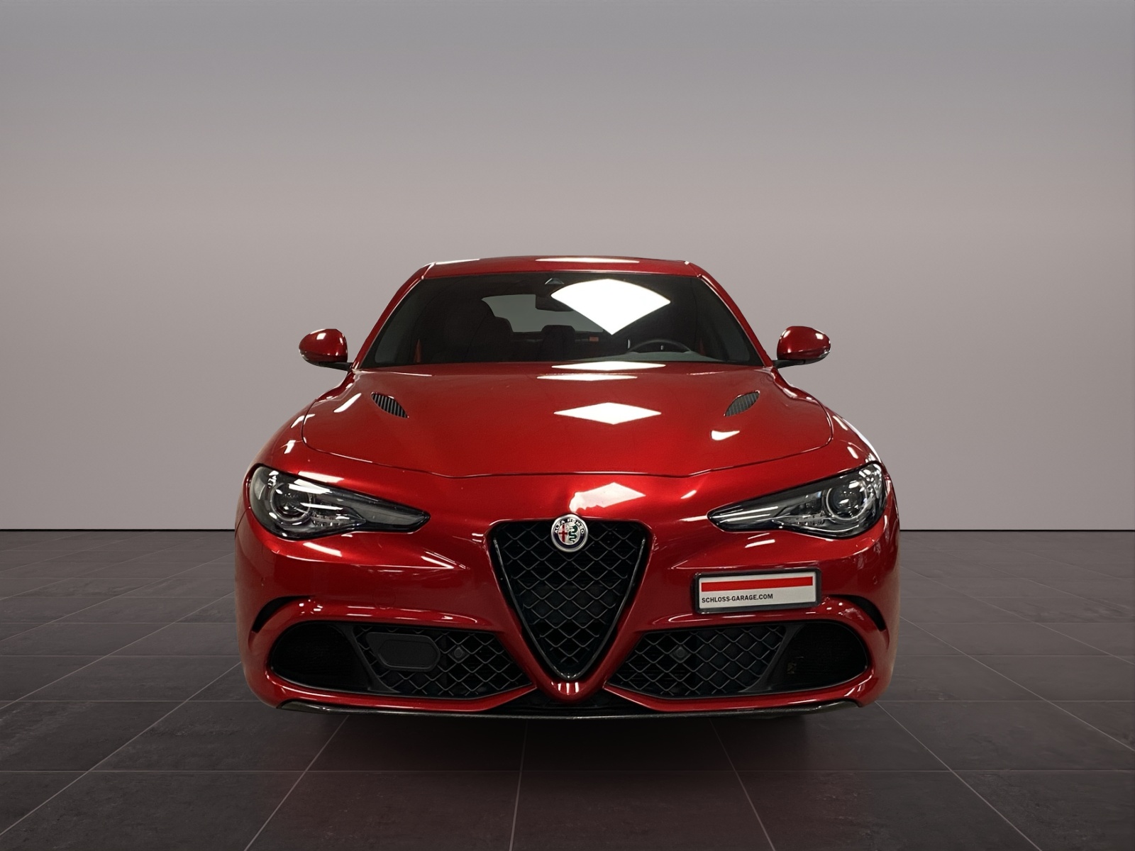 ALFA ROMEO Giulia 2.9 V6 Quadrifoglio-showroom-element-1
