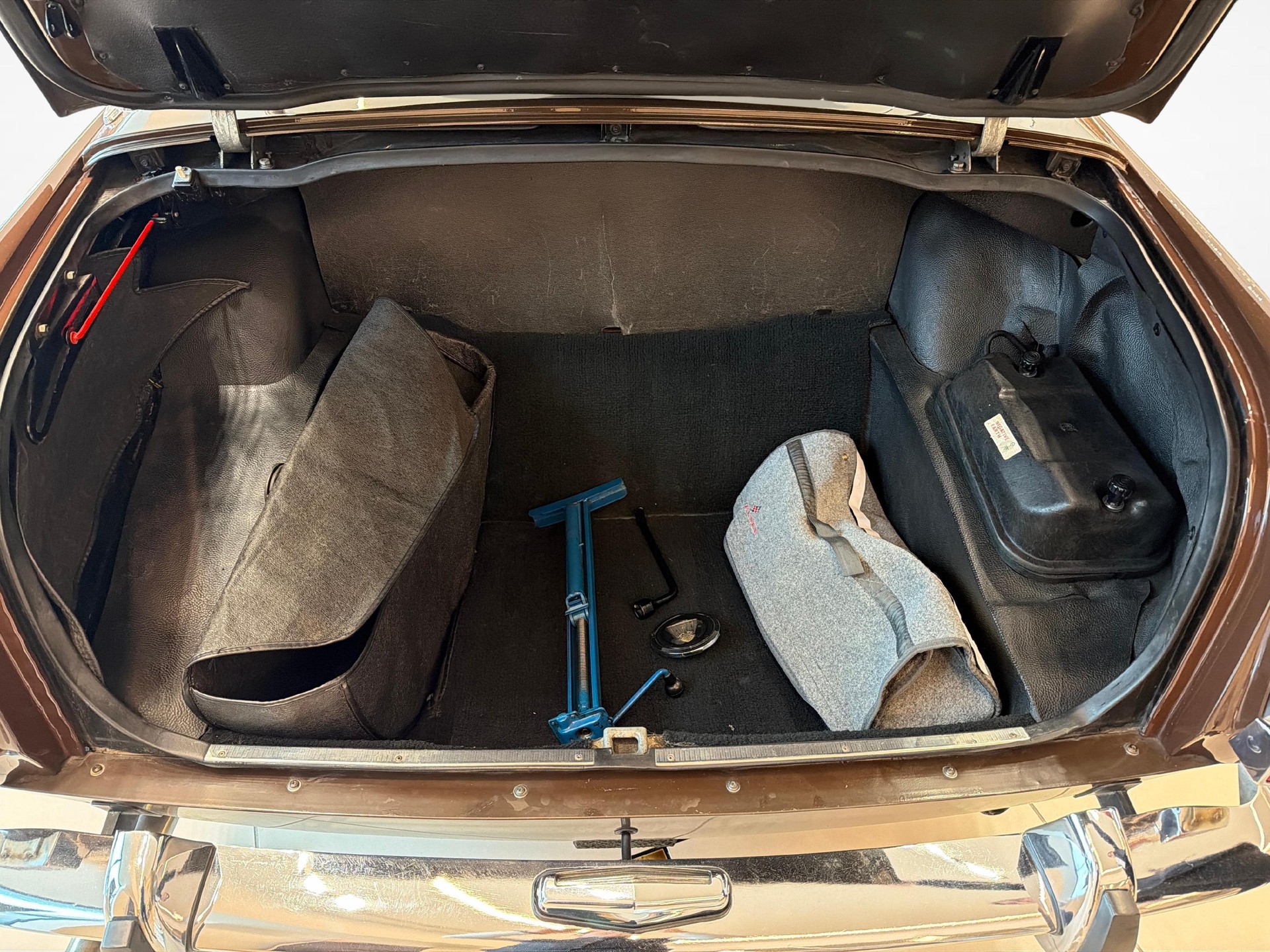 ROVER 3500 V8 Vanden Plas-image-10