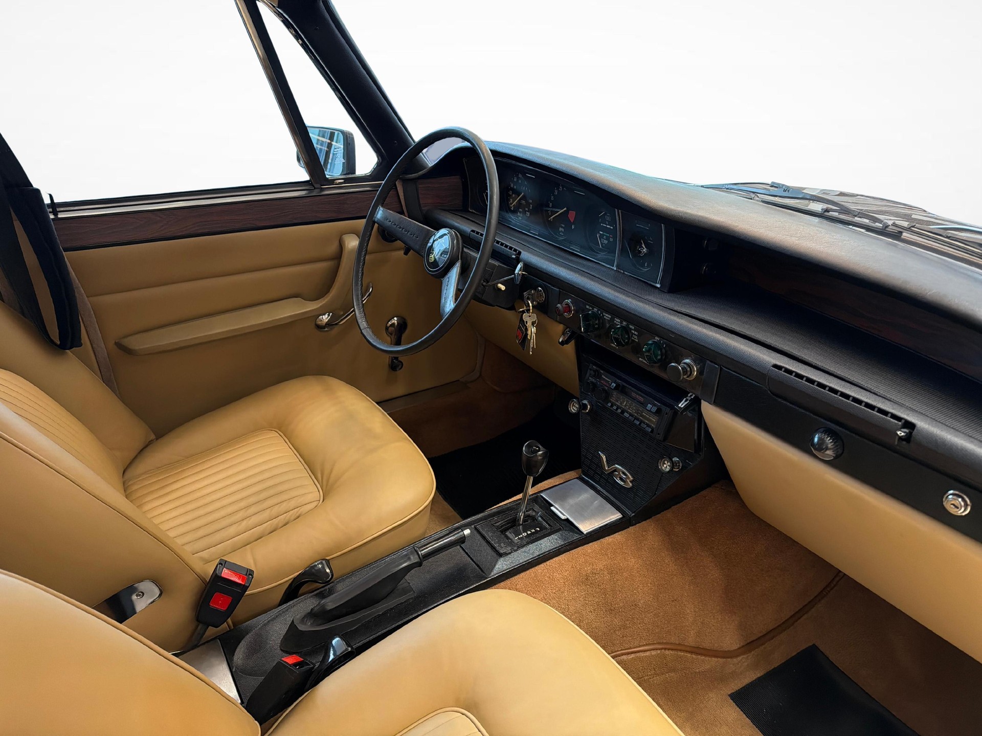 ROVER 3500 V8 Vanden Plas-image-9