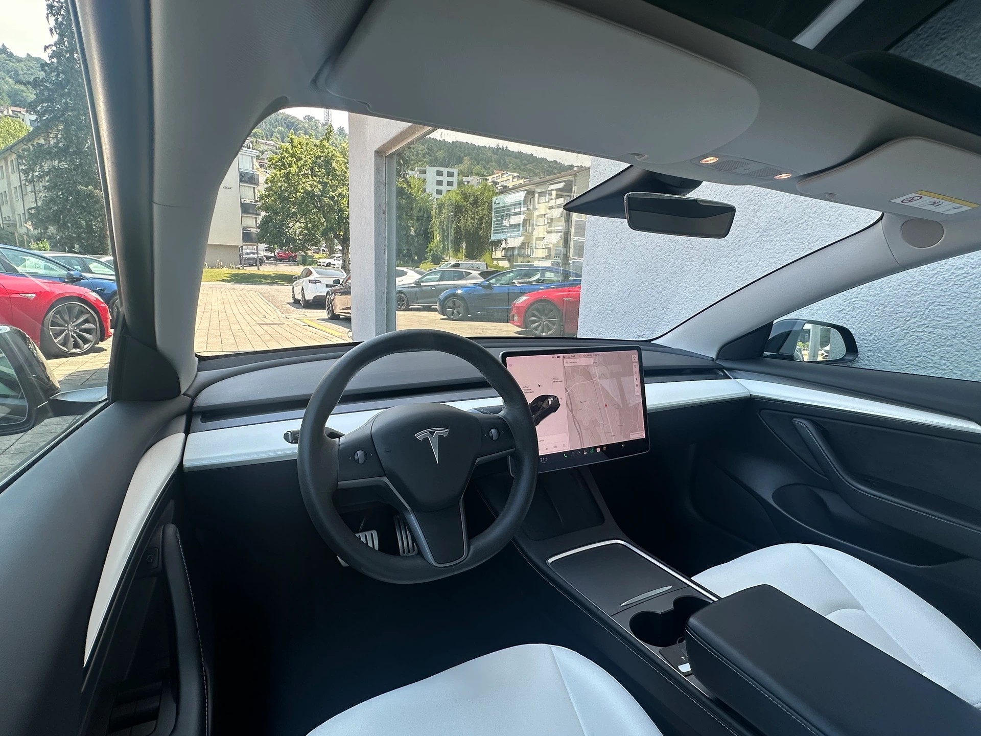 TESLA Model 3 Performance Dual Motor AWD* FSD inkl.*-image-7