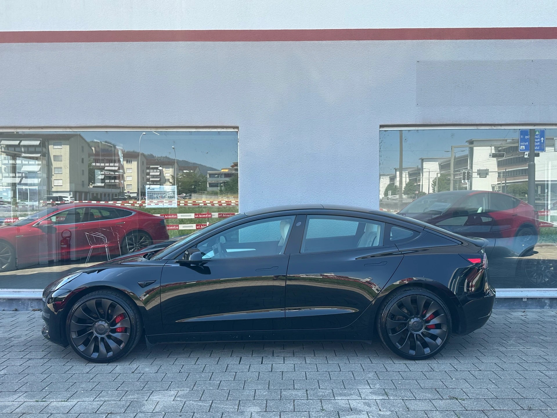 TESLA Model 3 Performance Dual Motor AWD* FSD inkl.*-image-4
