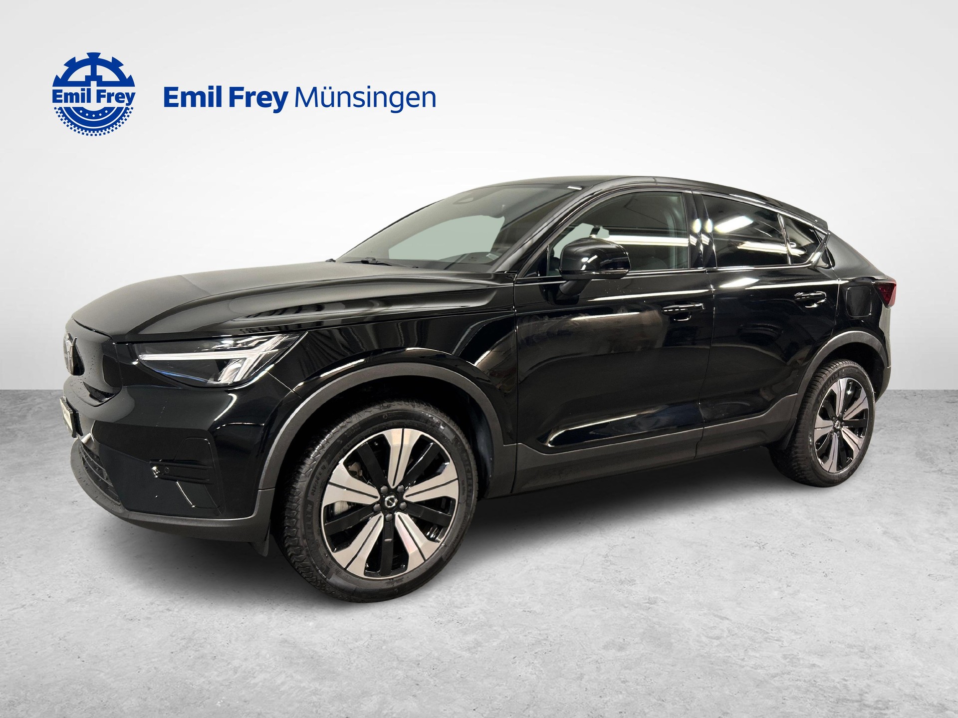 VOLVO C40 P6 Recharge Core-showroom-element-2