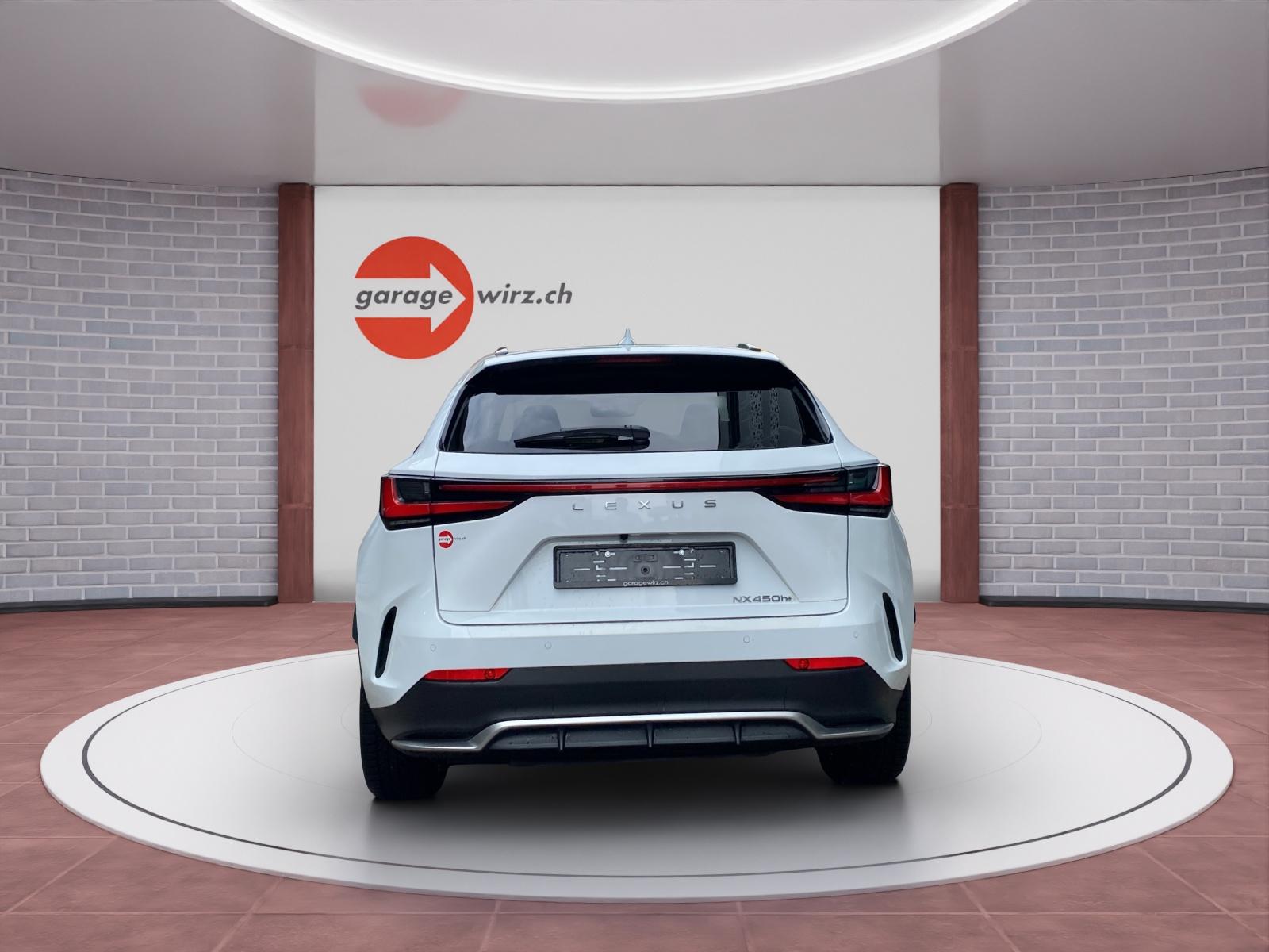 LEXUS NX 450h+ F-Sport-showroom-element-3