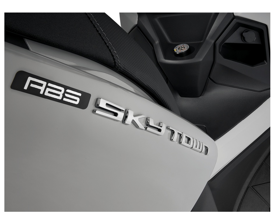 KYMCO Sky Town 125i-image-7