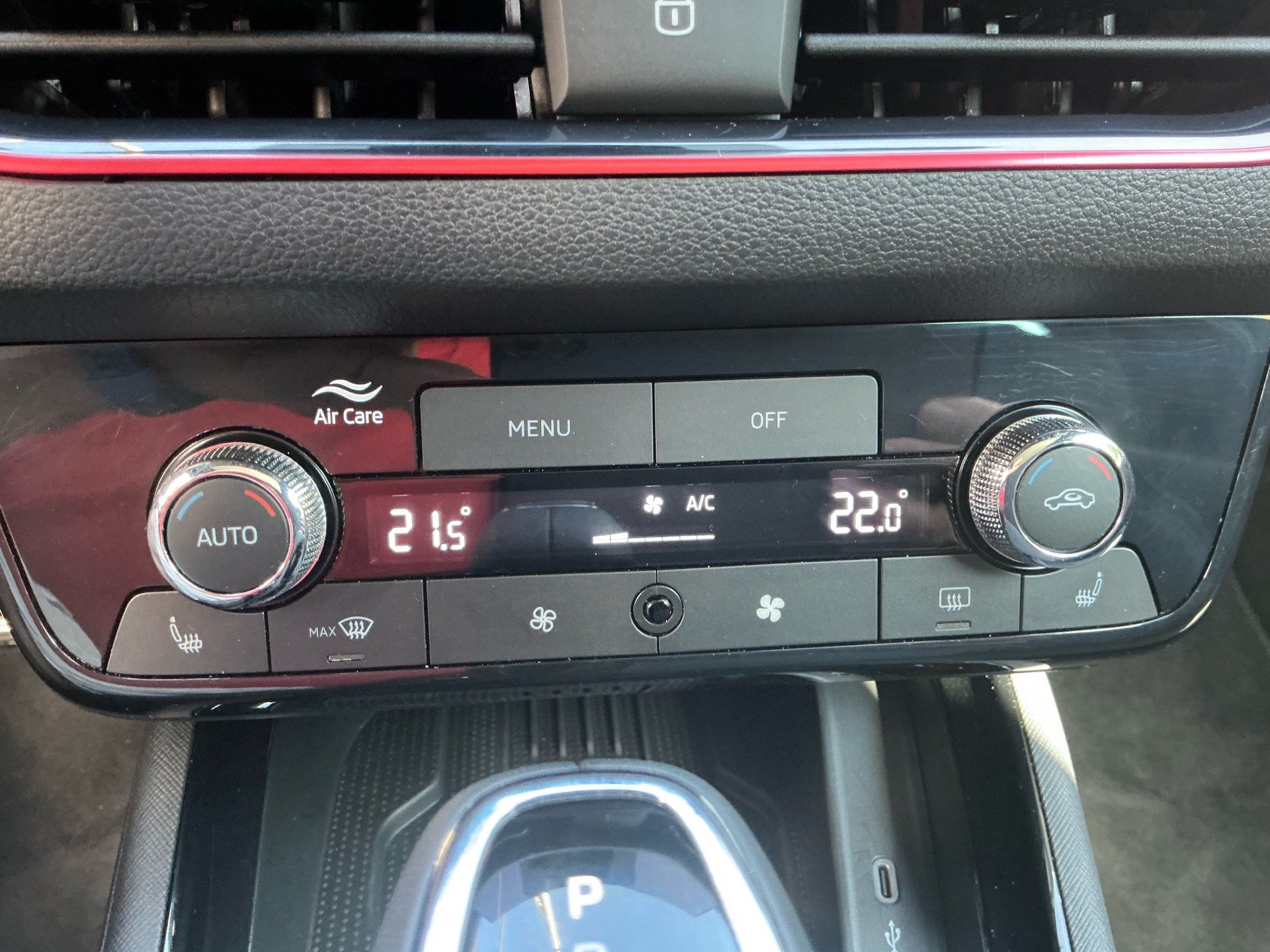 SKODA Kamiq 1.5 TSI MONTE CARLO *** 5 JAHRE SKODA WERKSGARANTIE ***-image-23