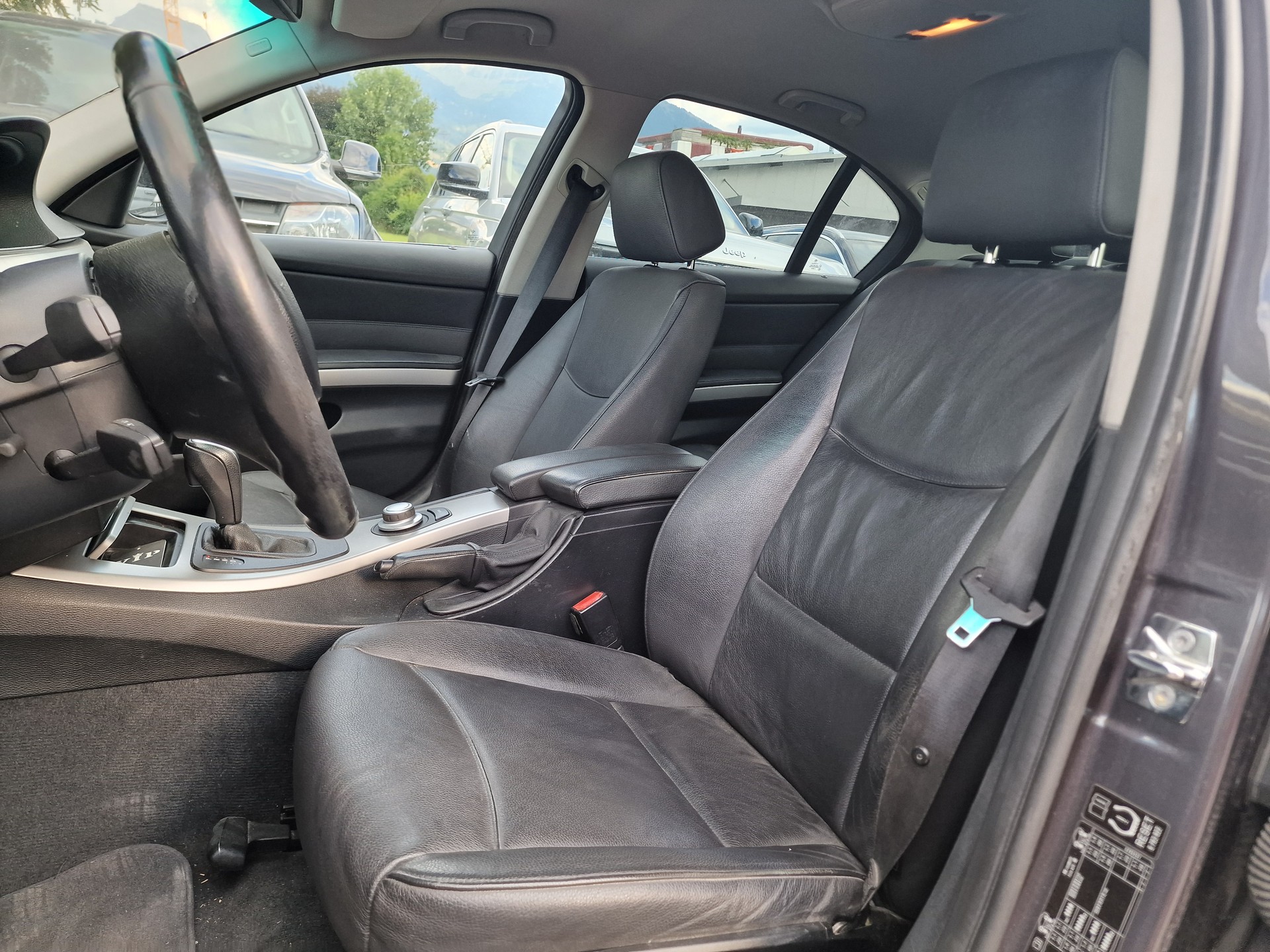 BMW 325i more4you Steptronic 12Mt Gara MFK Neu-image-9