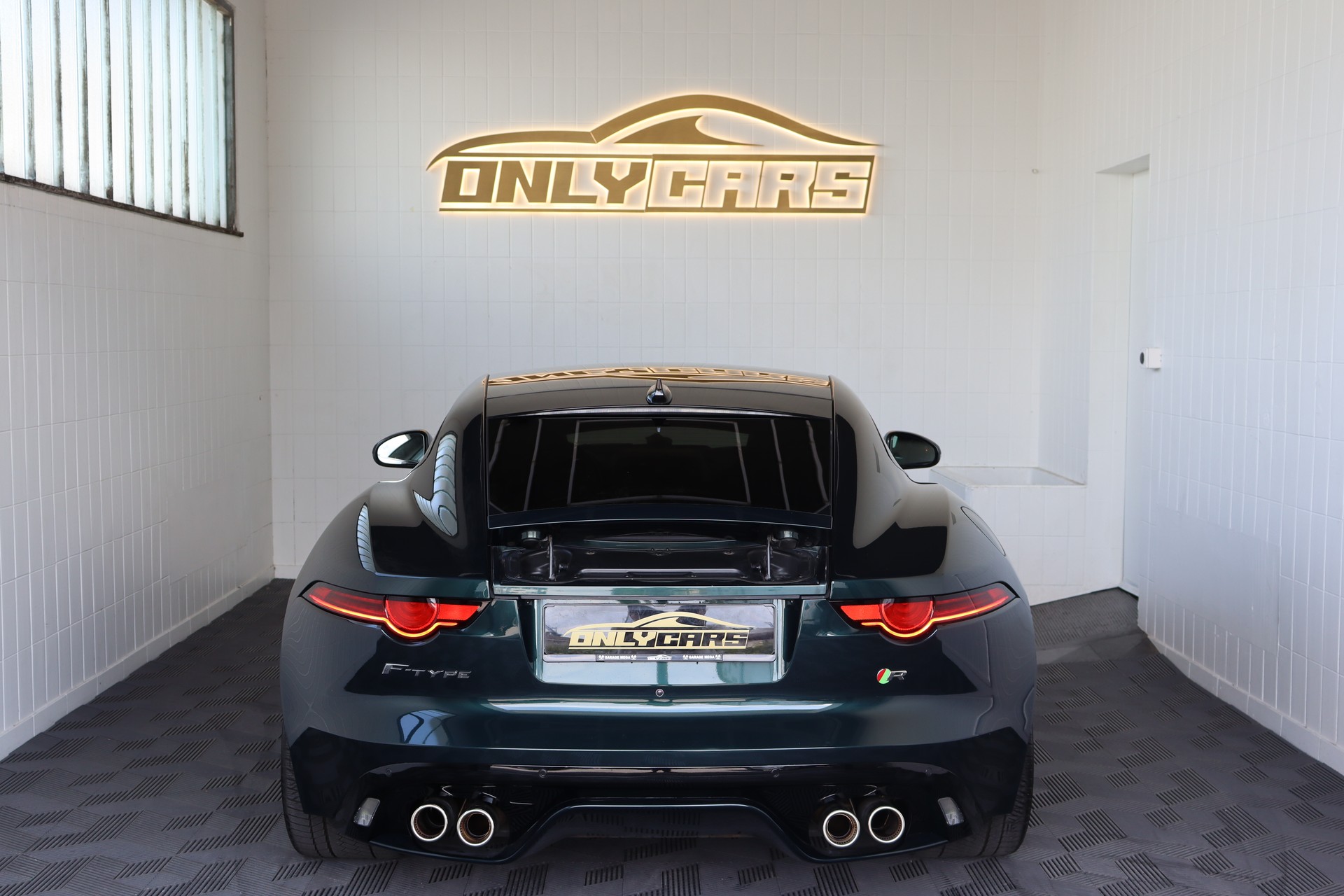 JAGUAR F-Type Coupé 5.0 V8 S/C R AWD Automatik-image-4