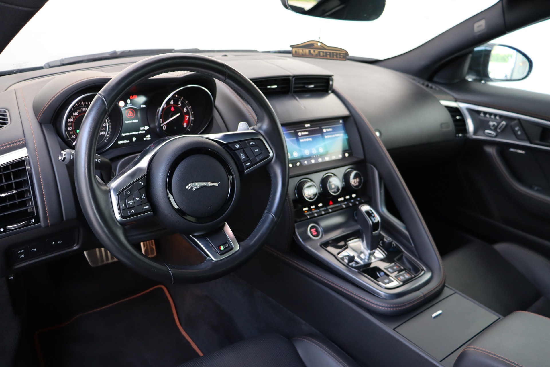 JAGUAR F-Type Coupé 5.0 V8 S/C R AWD Automatik-image-10