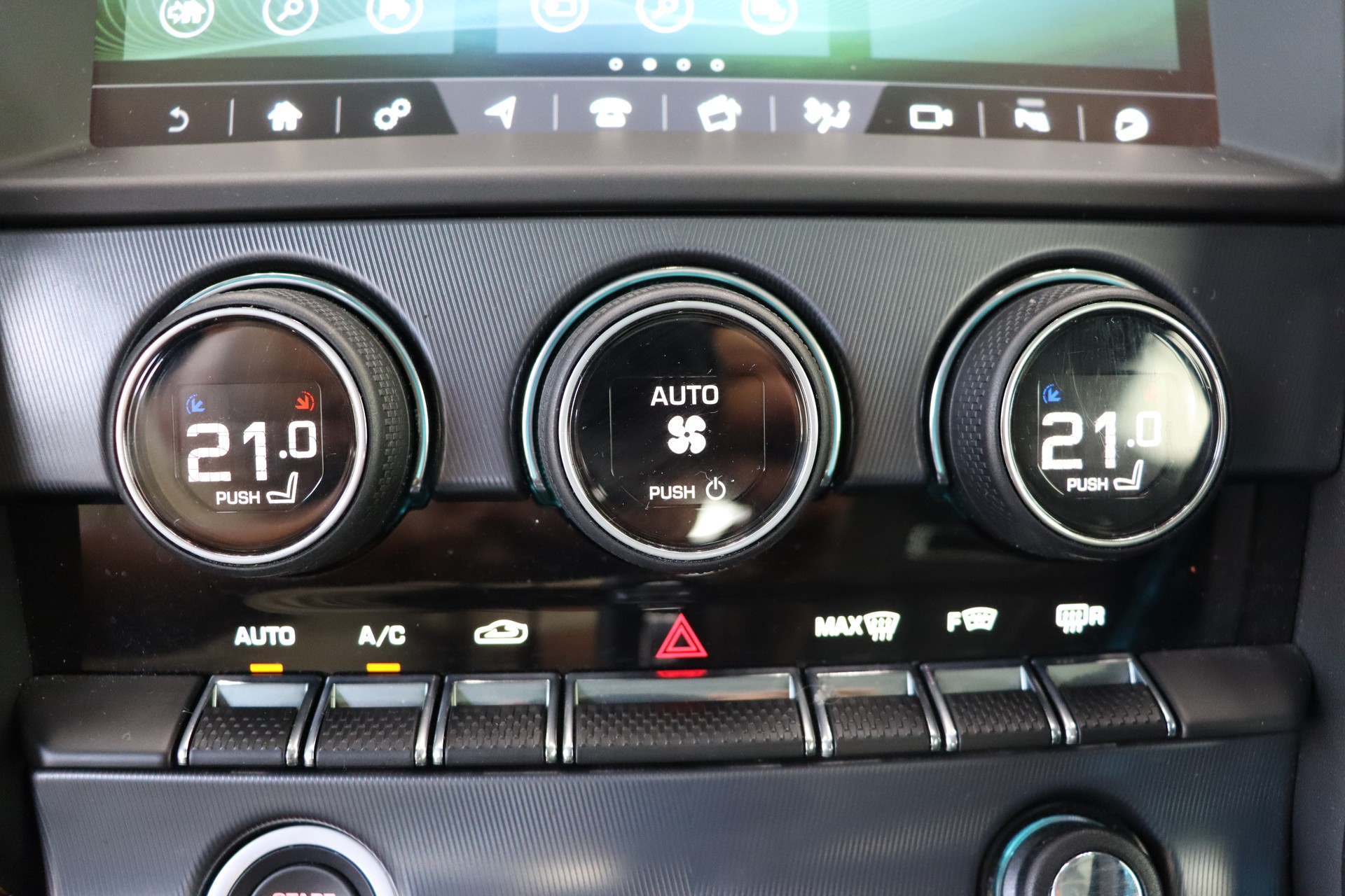 JAGUAR F-Type Coupé 5.0 V8 S/C R AWD Automatik-image-15