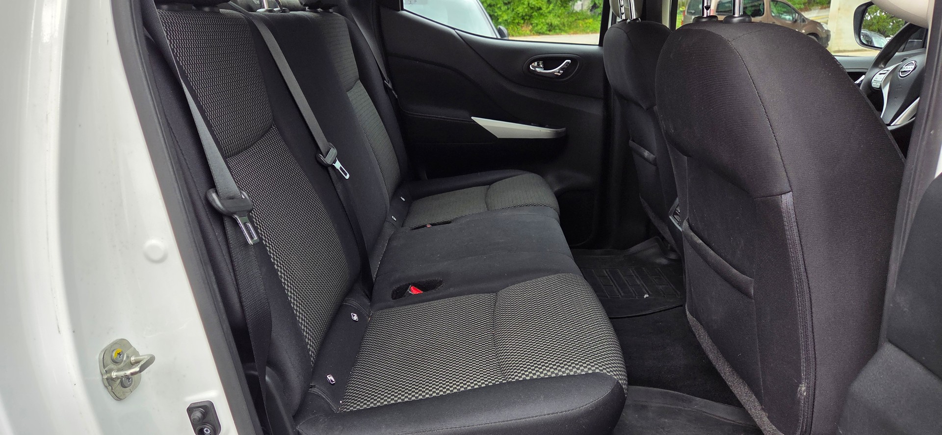 NISSAN Navara Double Cab Acenta 2.3 dCi 4WD-image-7