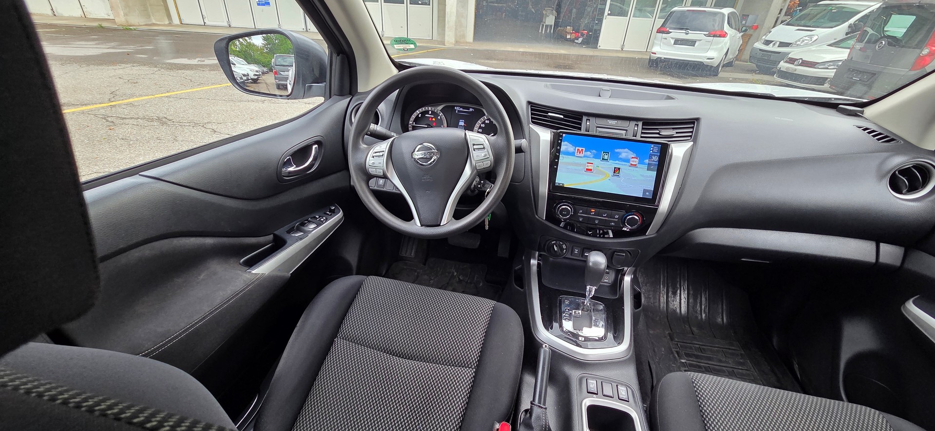 NISSAN Navara Double Cab Acenta 2.3 dCi 4WD-image-6