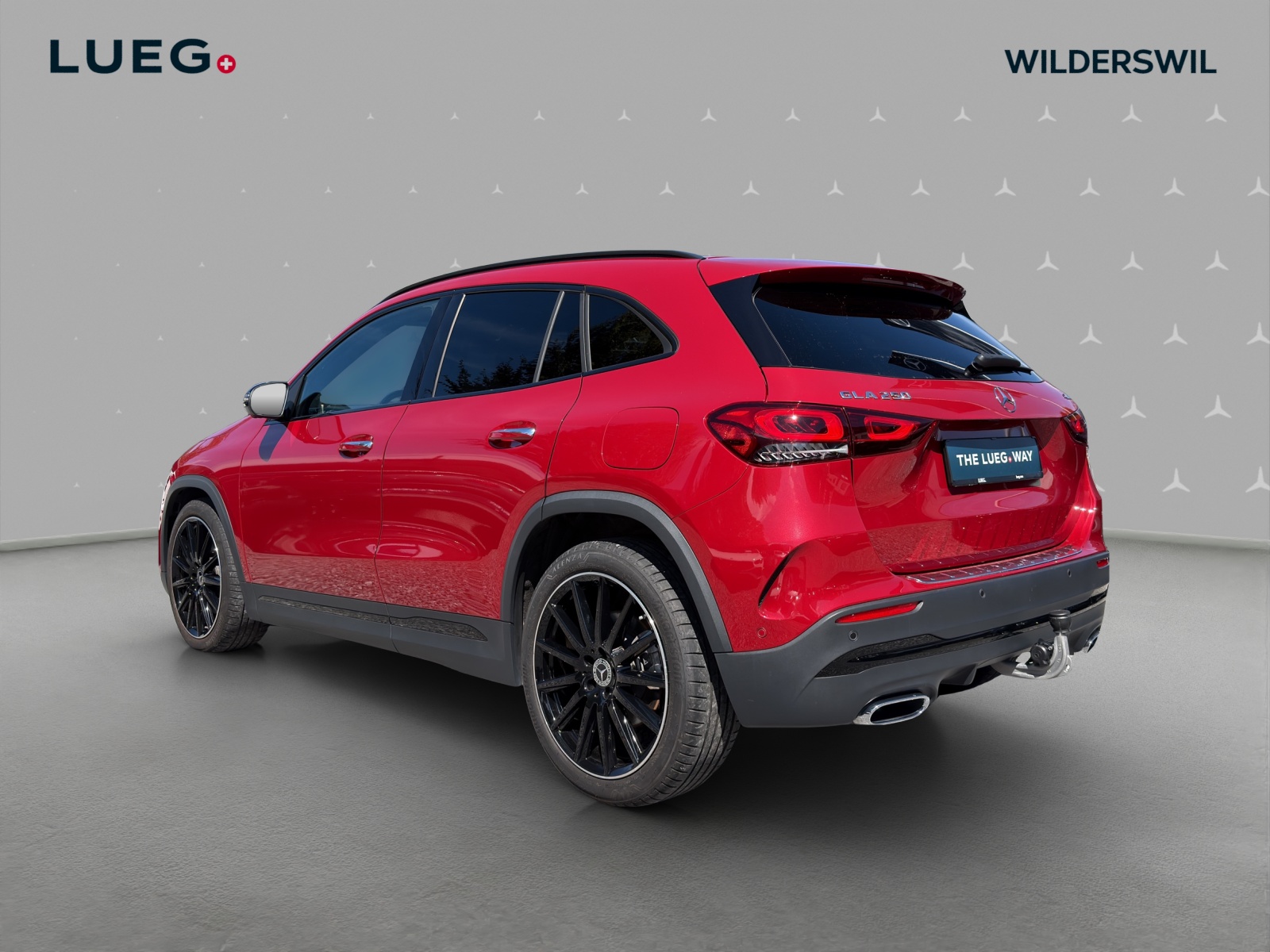 MERCEDES-BENZ GLA 250 4Matic AMG Line 8G-DCT-image-2