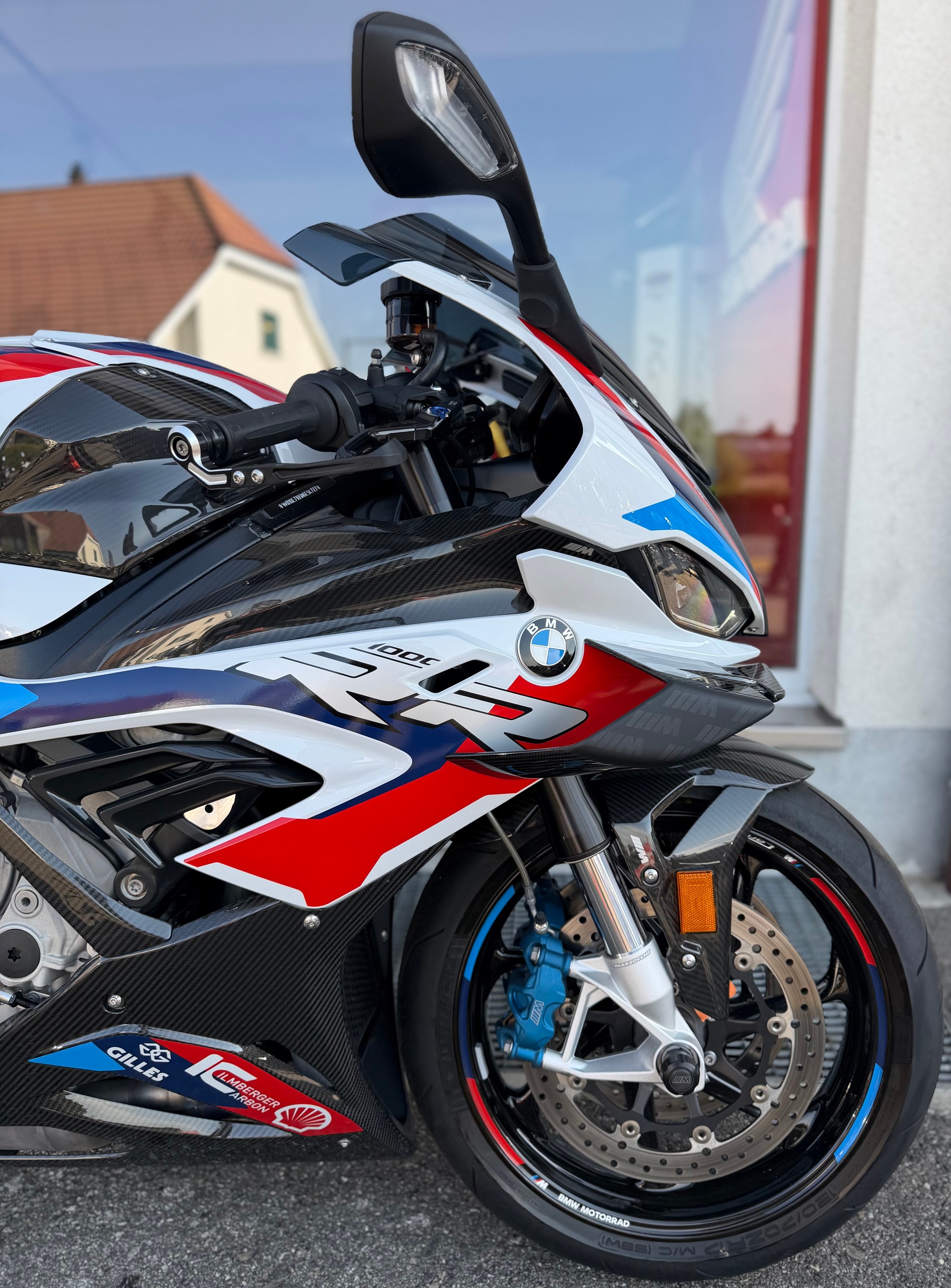 BMW M 1000 RR-image-4