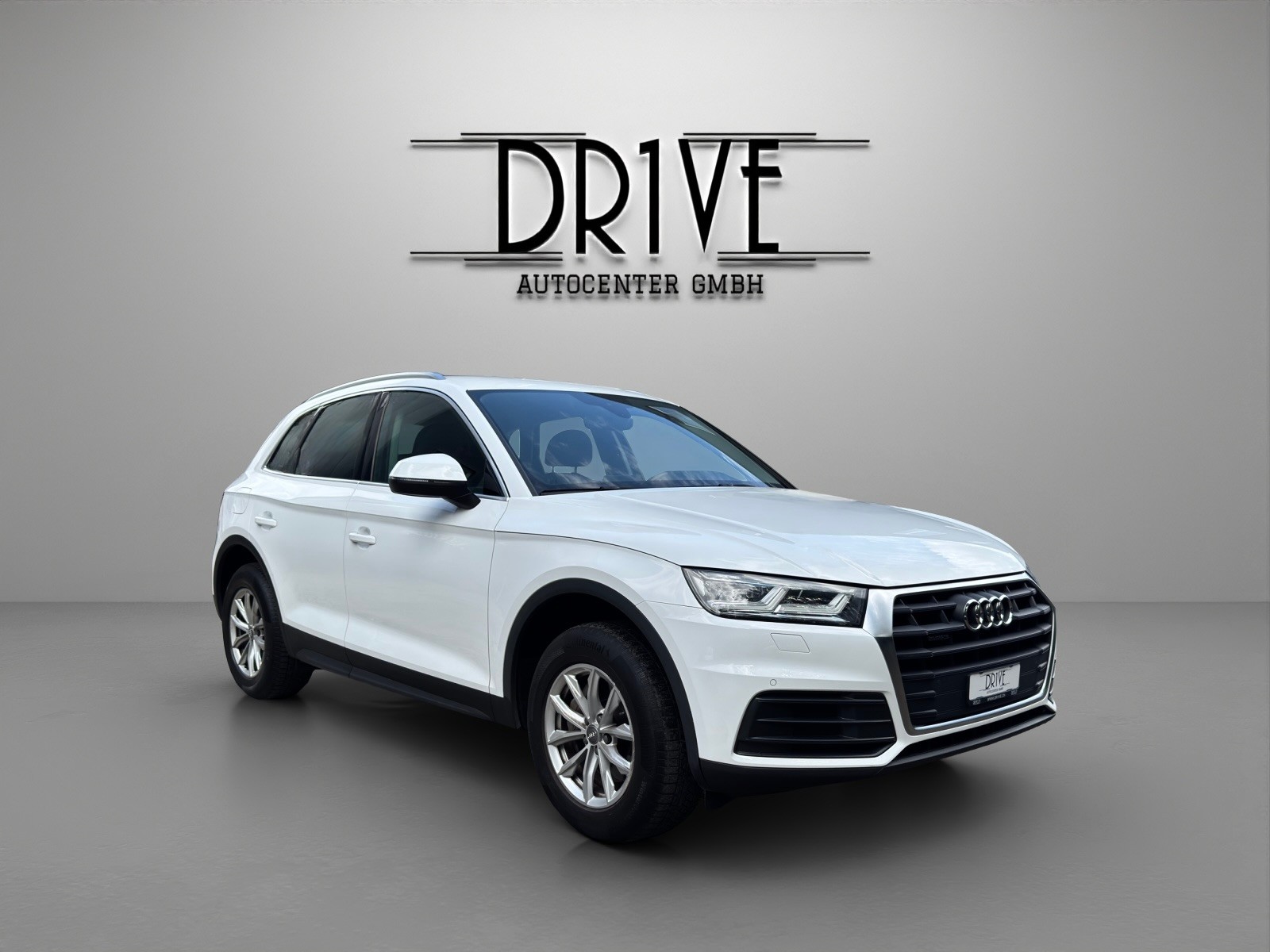 AUDI Q5 35 TDI quattro S-tronic-showroom-element-2