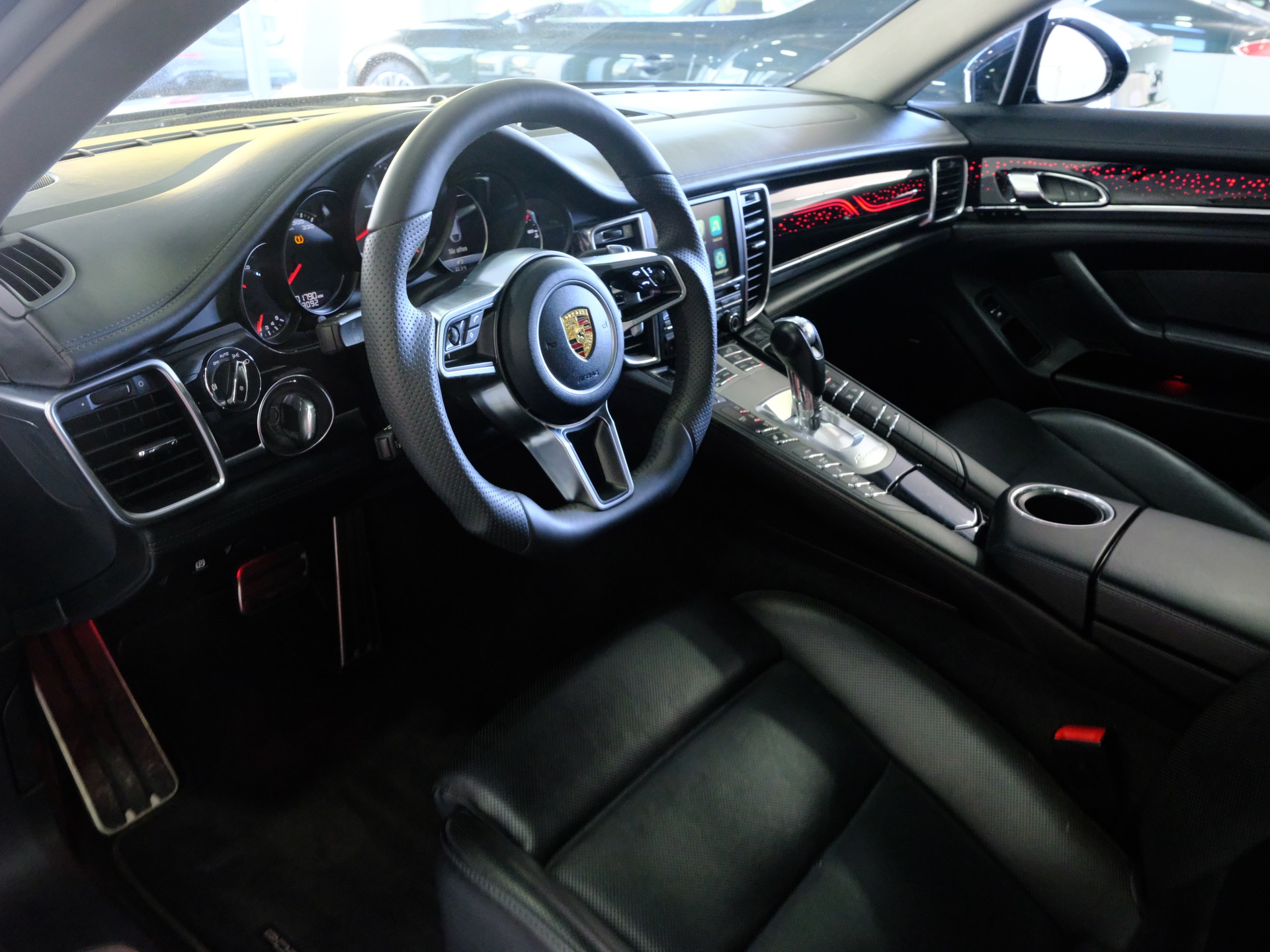 PORSCHE Panamera 4S 3.0 PDK-image-9