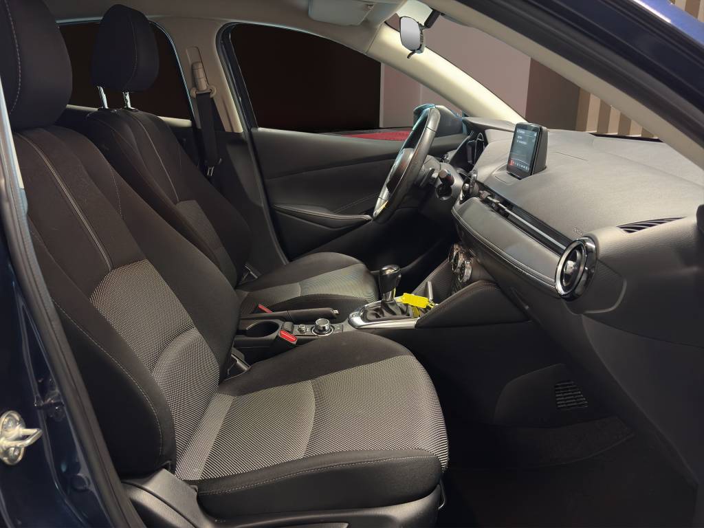 MAZDA 2 SKYACTIV-G 90 Ambition Automat-image-7