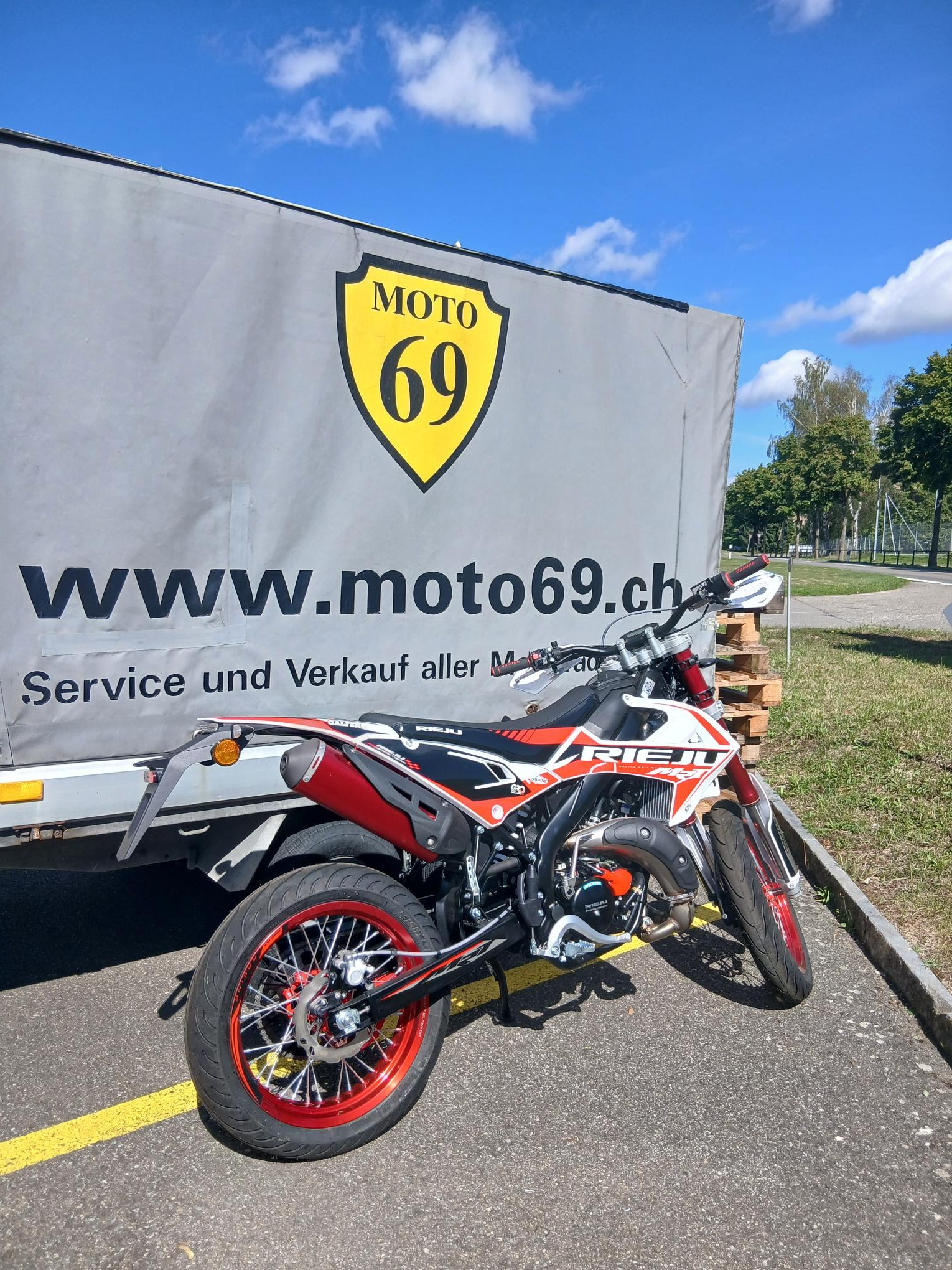 RIEJU MRT 50 SM Pro Trophy-image-4