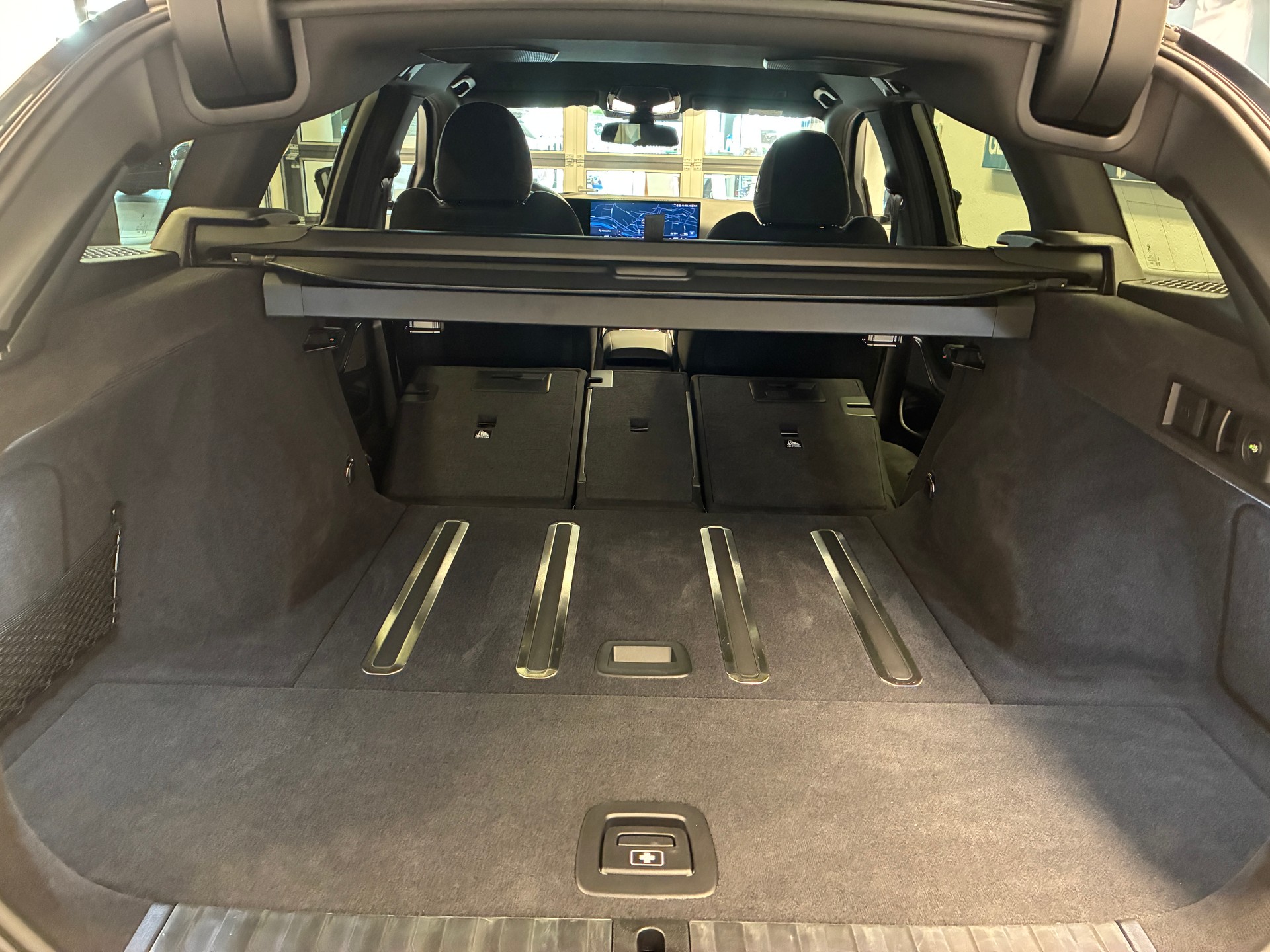BMW 330d xDrive Touring M Sport Pro-image-5