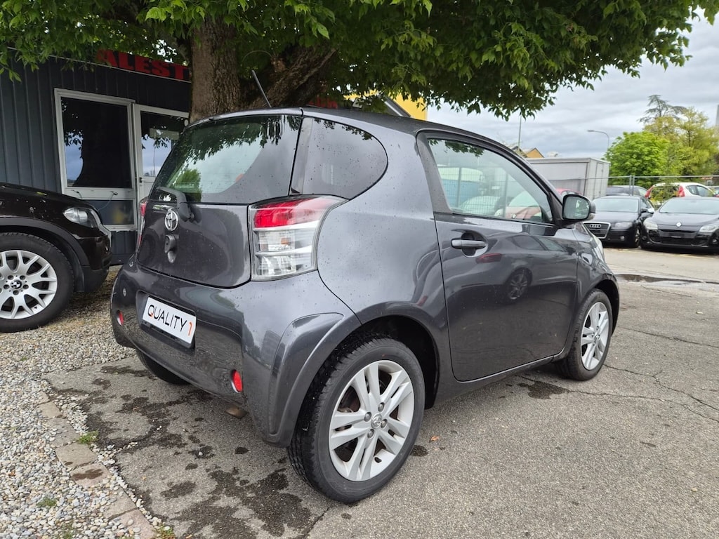 TOYOTA iQ 1.33 Dual VVT-i Linea Luna Multidrive-image-5
