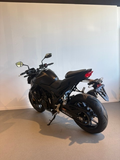 HONDA CB 750 Hornet E-clutch-image-4