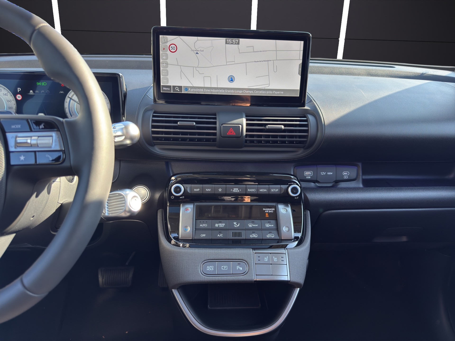 HYUNDAI Inster 49kWh Vertex-image-10