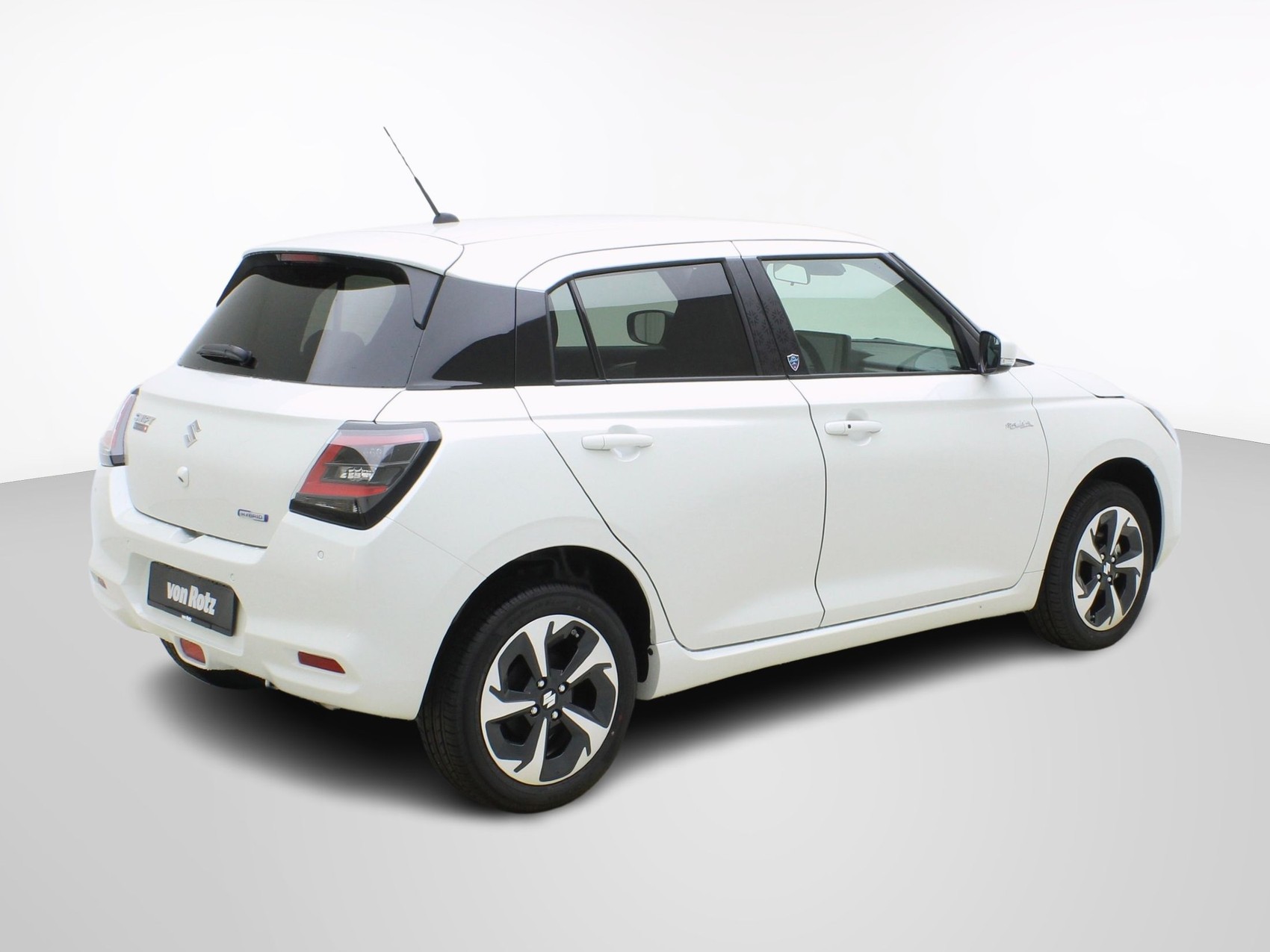 SUZUKI Swift 1.2 Piz Sulai Top Hybrid 4x4-showroom-element-3