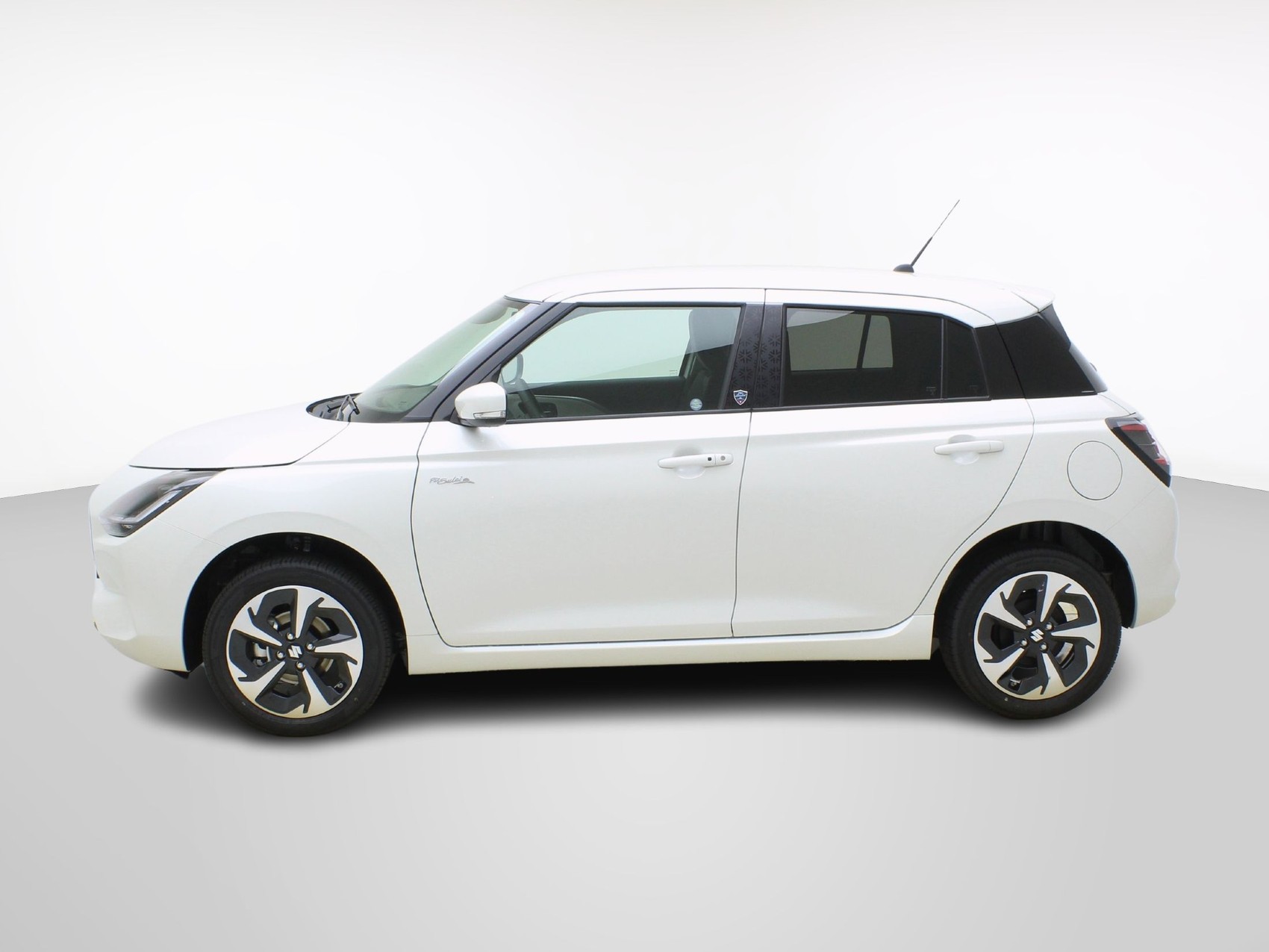 SUZUKI Swift 1.2 Piz Sulai Top Hybrid 4x4-showroom-element-1