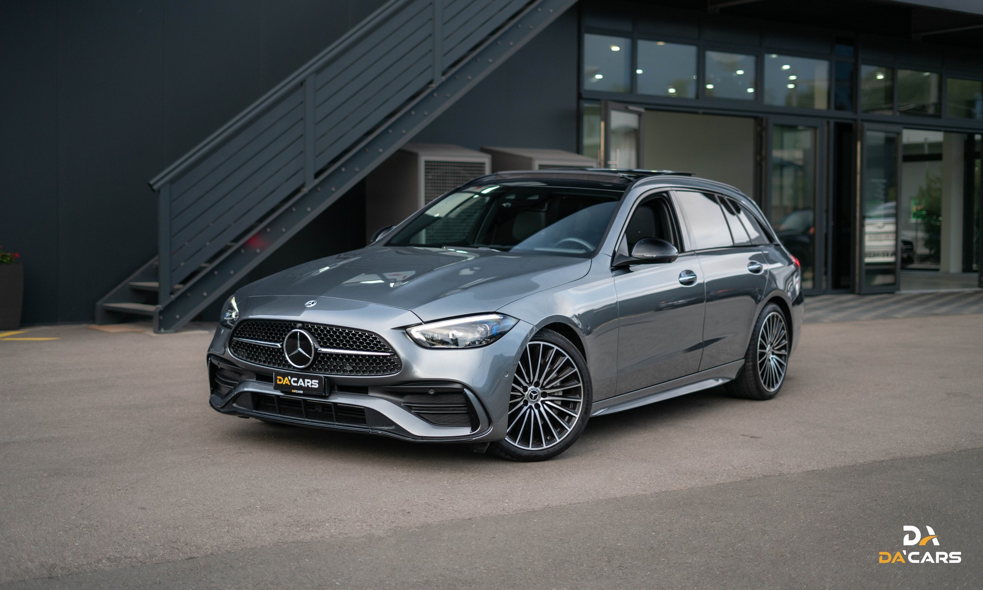 MERCEDES-BENZ C 200 T-Modell AMG Line-image-0