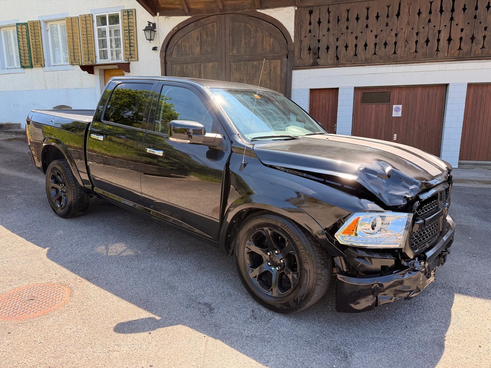 DODGE RAM 1500 5.7 benzin Anhängelast: 6000kg-image-6