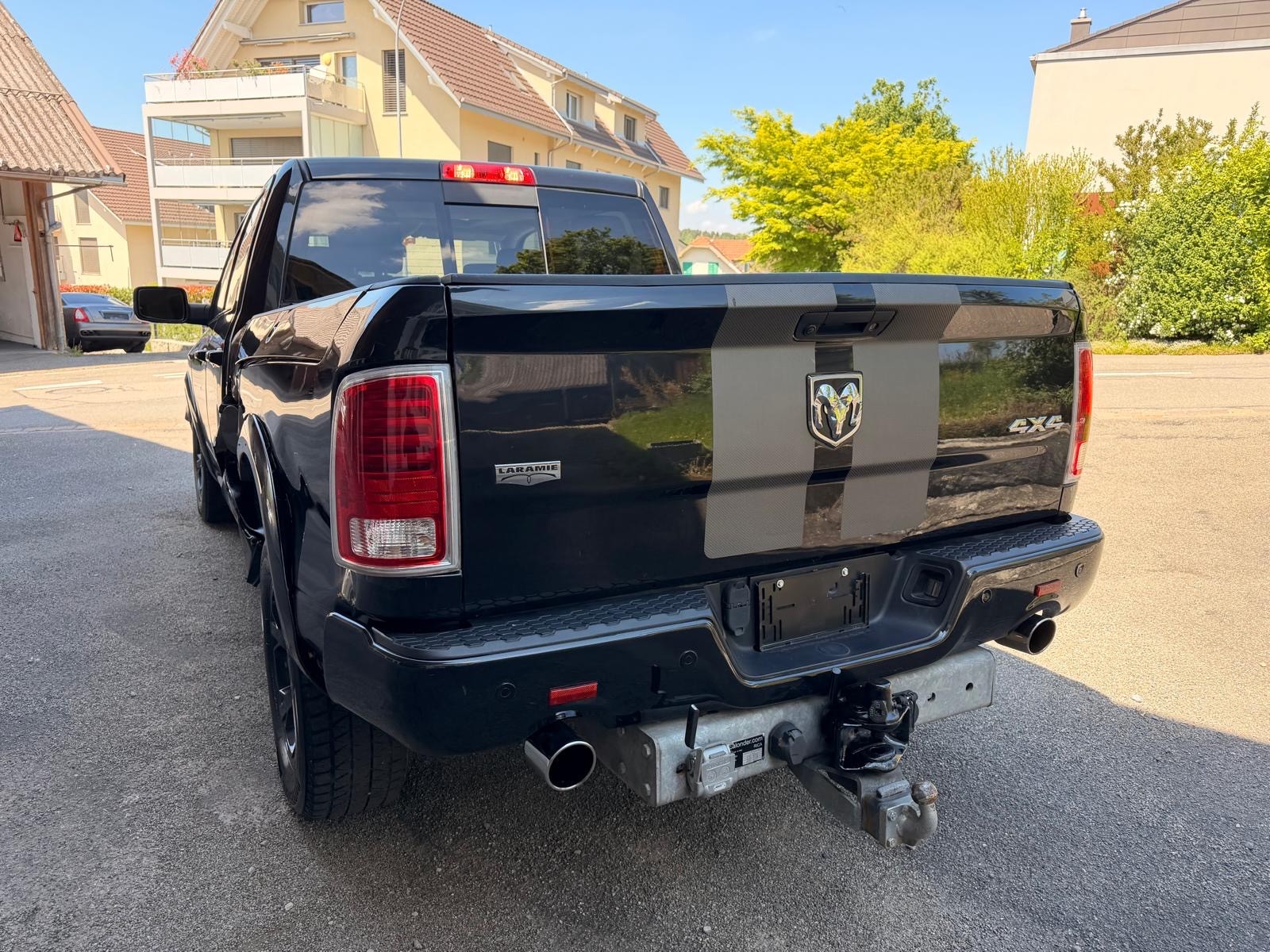 DODGE RAM 1500 5.7 benzin Anhängelast: 6000kg-image-3