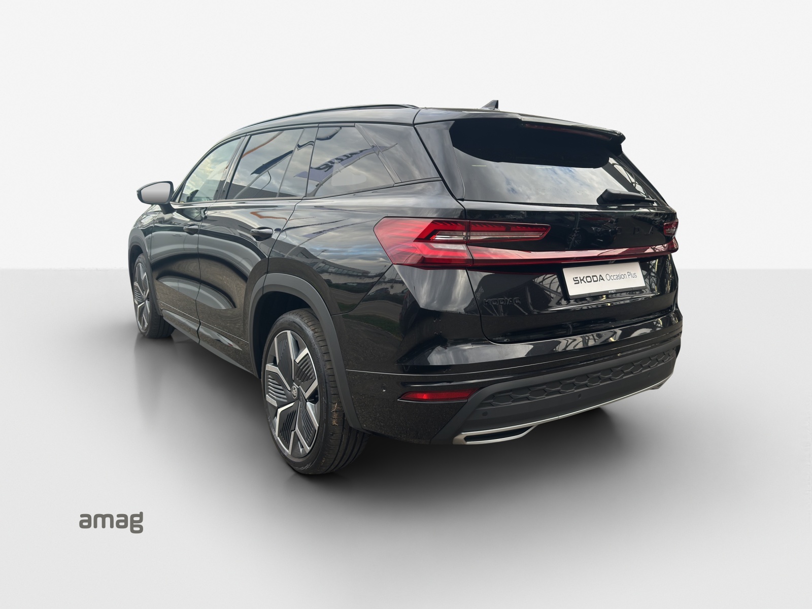 SKODA Kodiaq 2.0 TSI Sportline 4x4-showroom-element-2