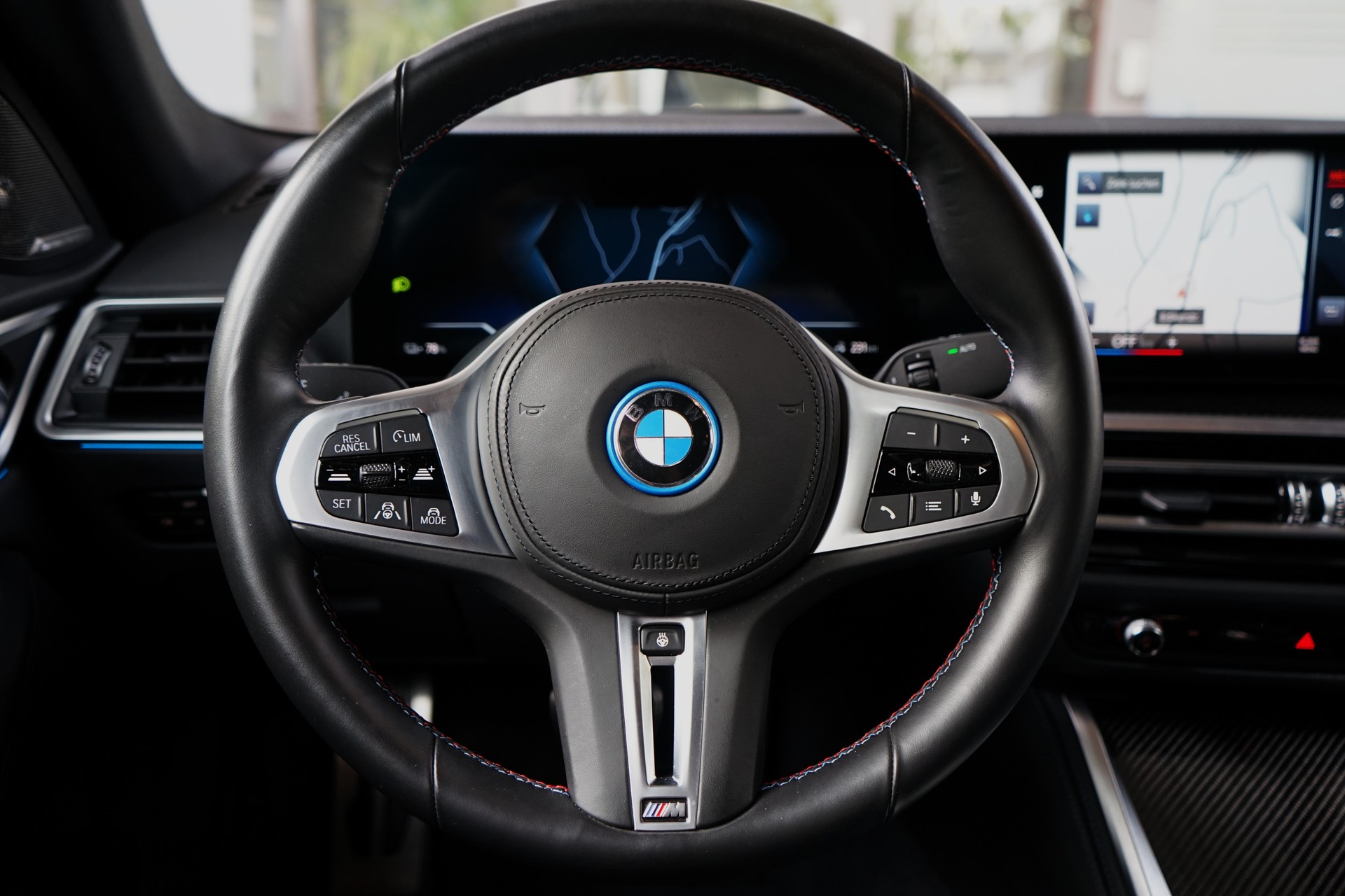 BMW i4 M50-image-11