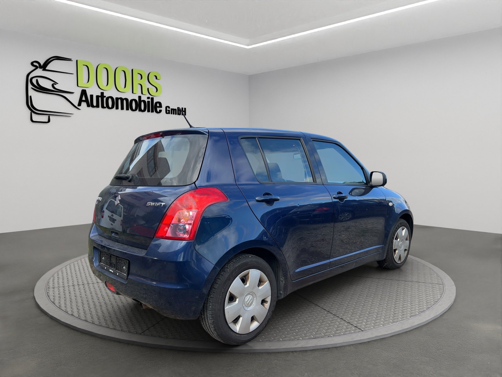 SUZUKI Swift 1.3i 16V GL-showroom-element-3