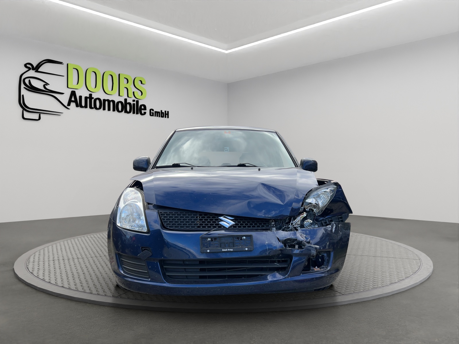 SUZUKI Swift 1.3i 16V GL-showroom-element-1