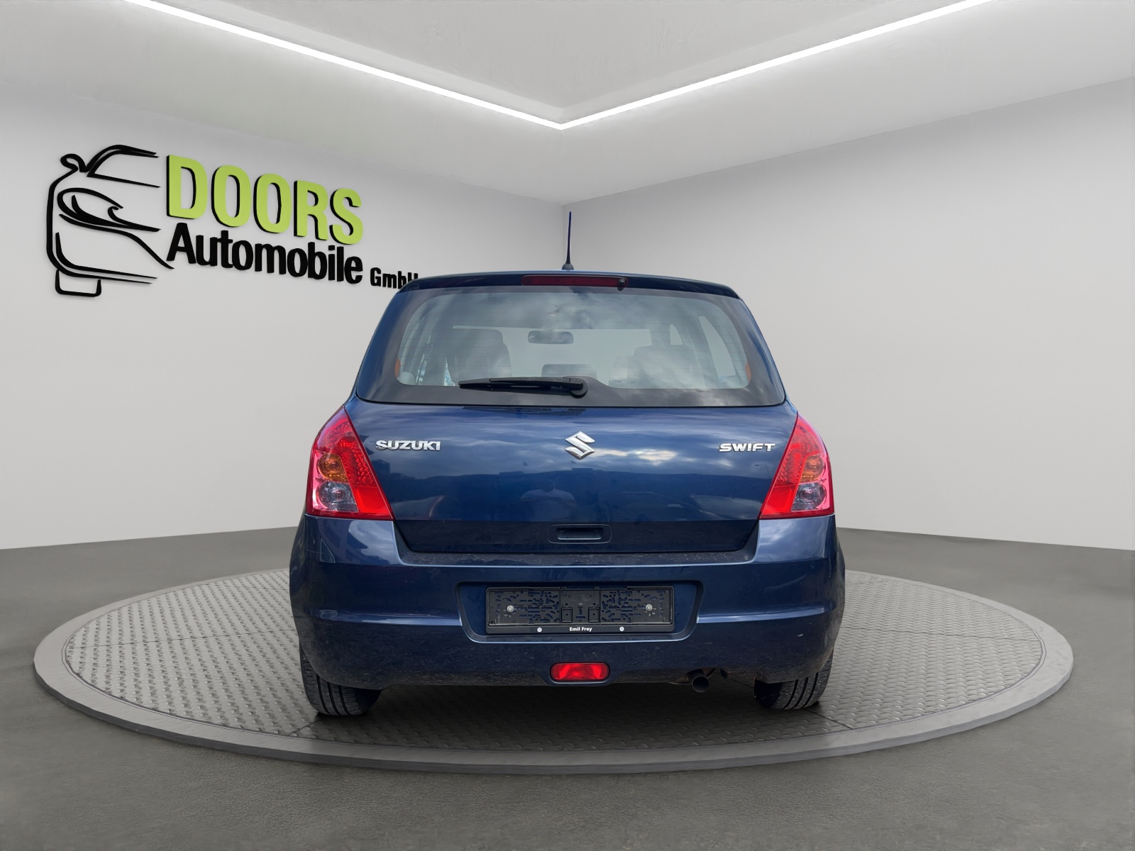 SUZUKI Swift 1.3i 16V GL-showroom-element-2