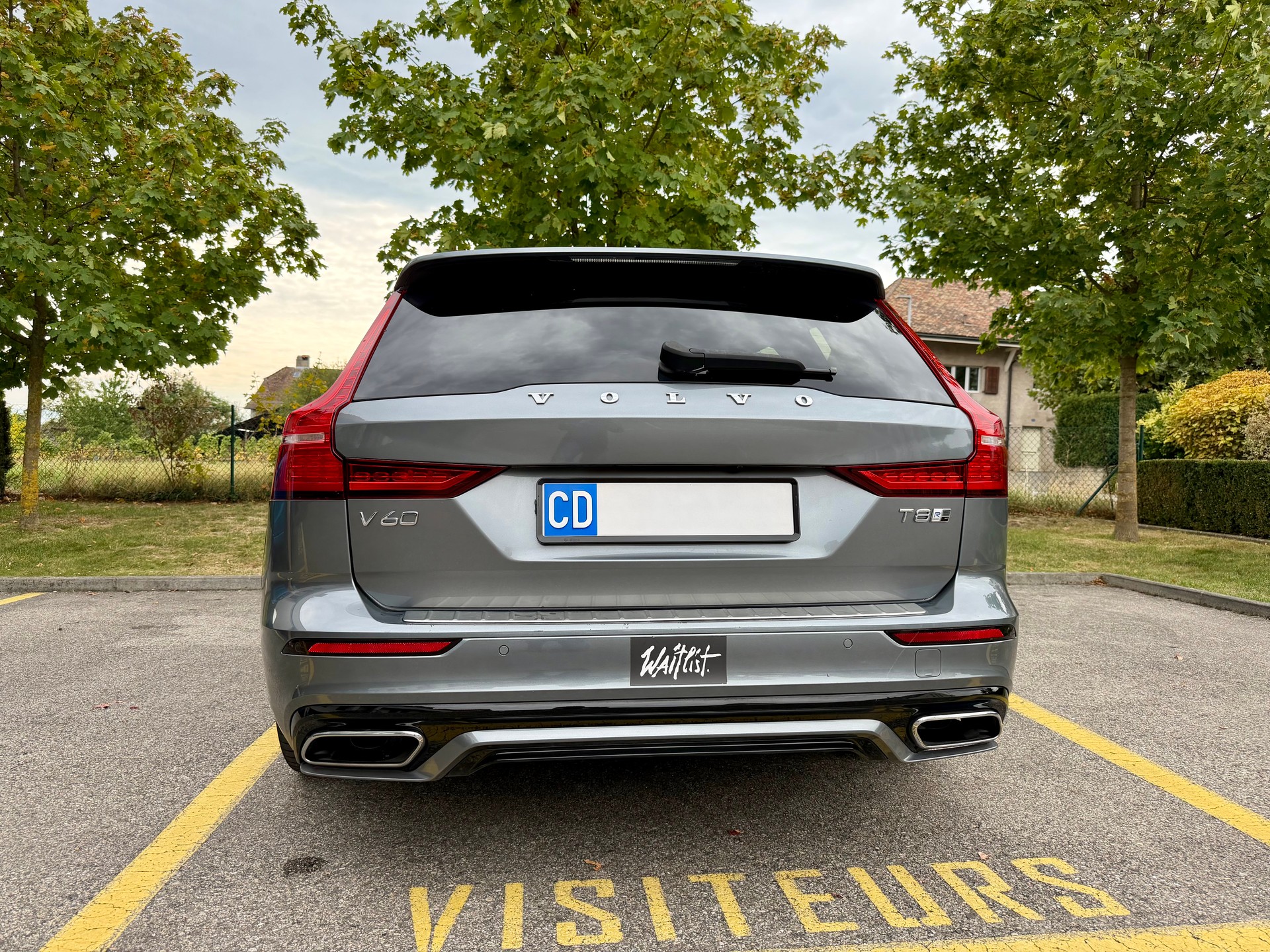VOLVO 2.0 T8 TE R-Design eAWD-image-8