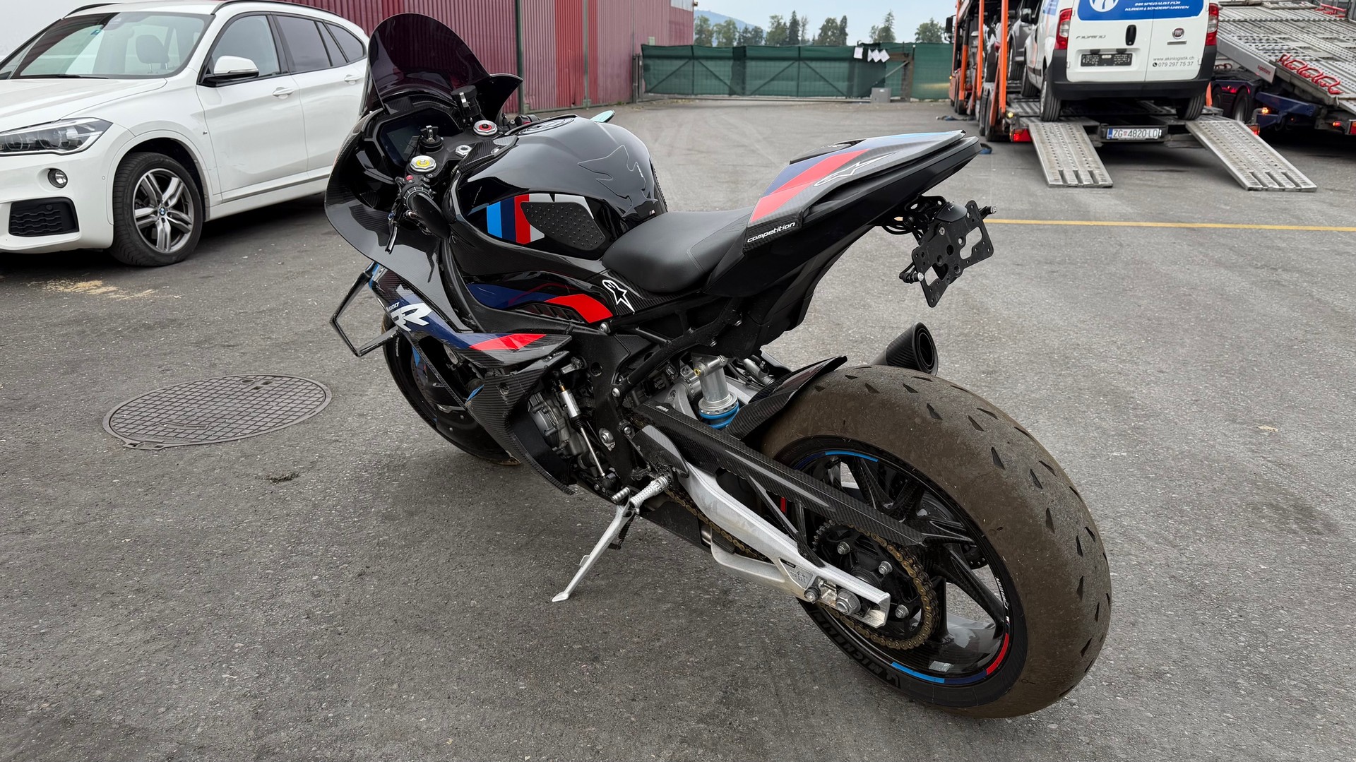BMW M 1000 RR-image-5