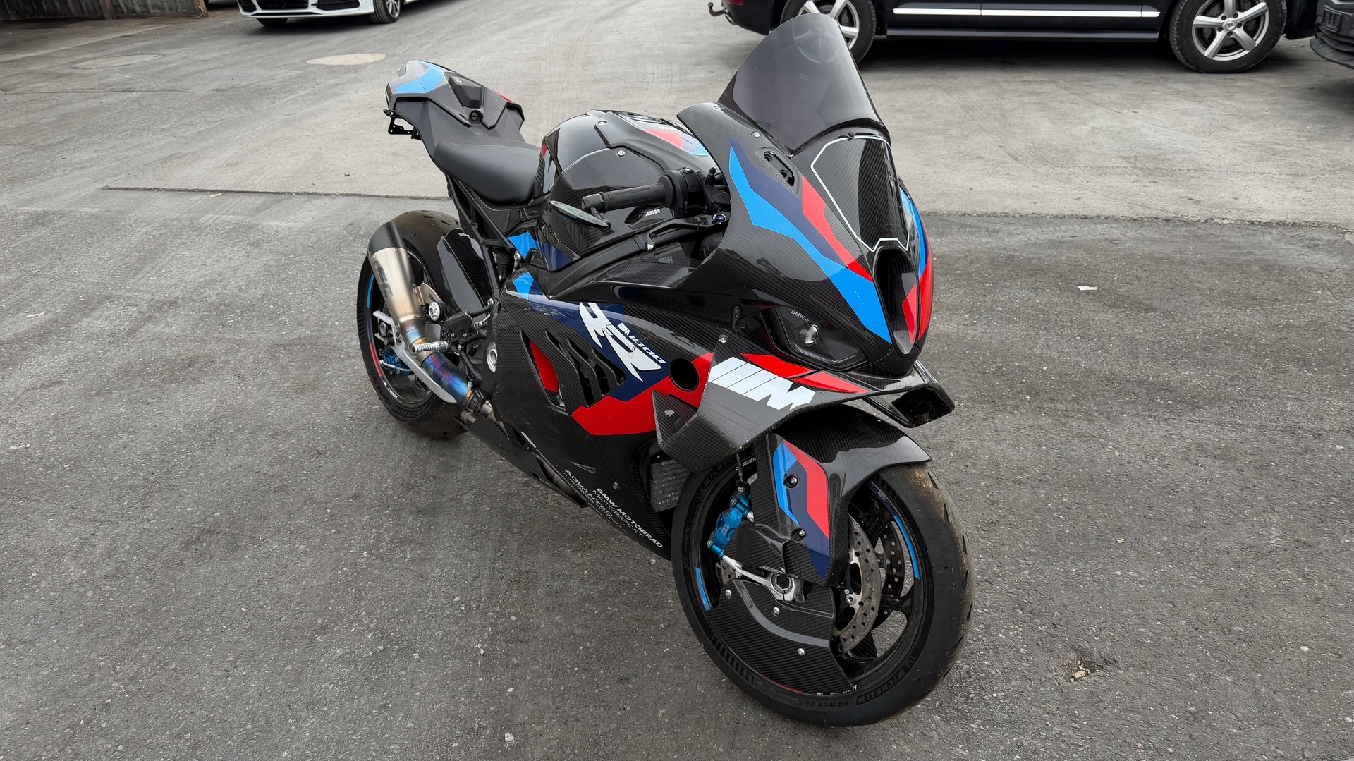 BMW M 1000 RR-image-0