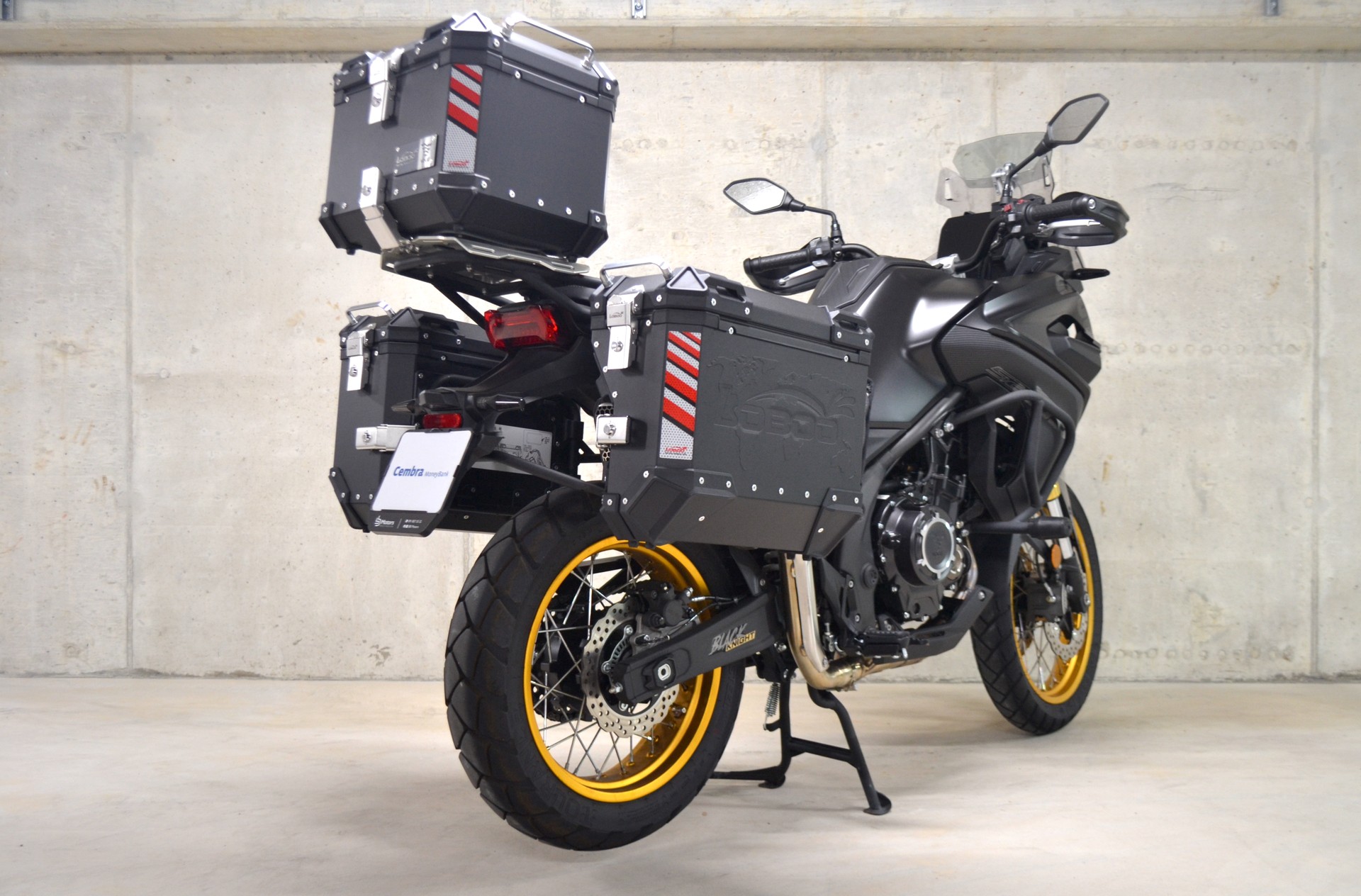 VOGE 525 DSX-showroom-element-3