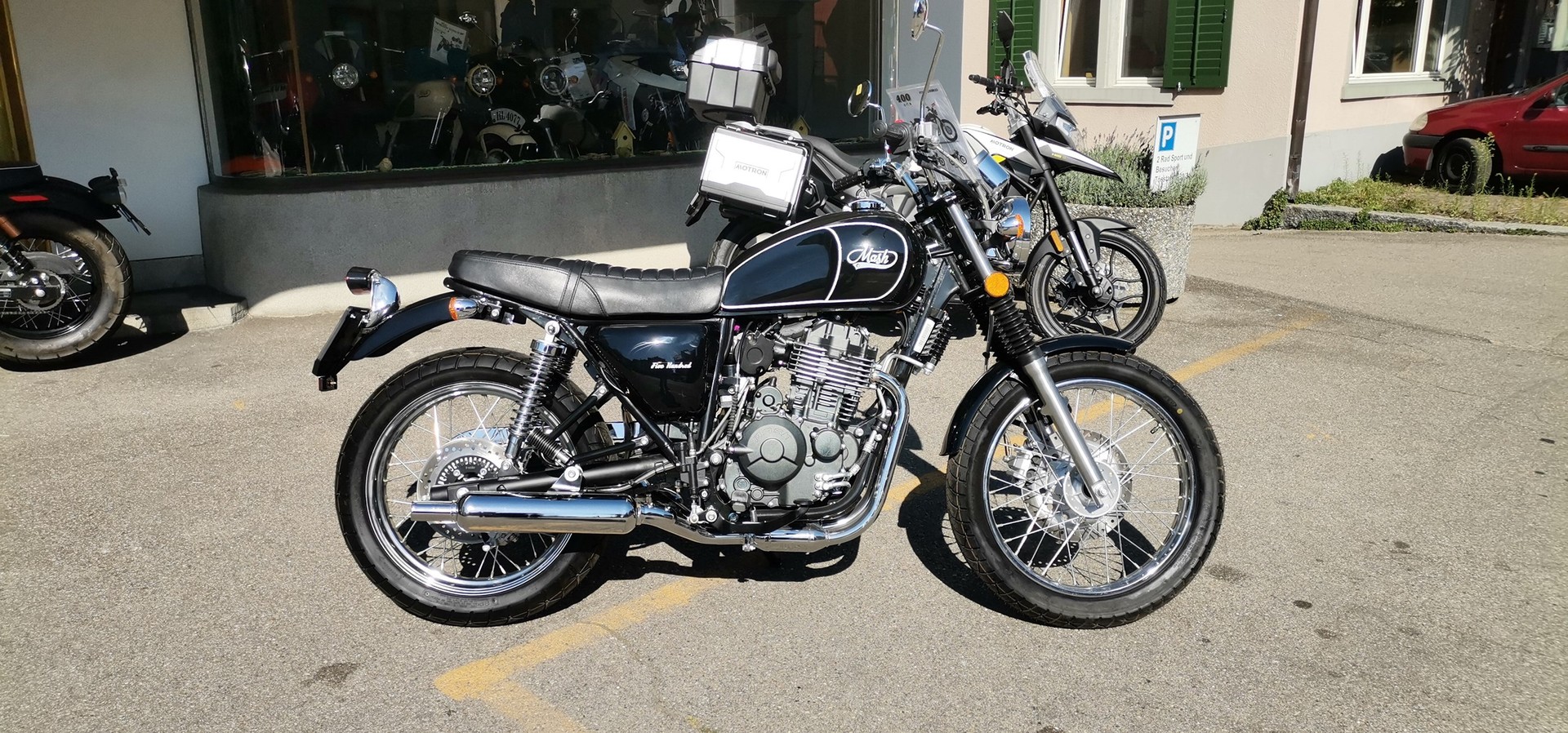 MASH FIVE HUNDRED e5 ABS in schwarz und grün an Lager-image-4