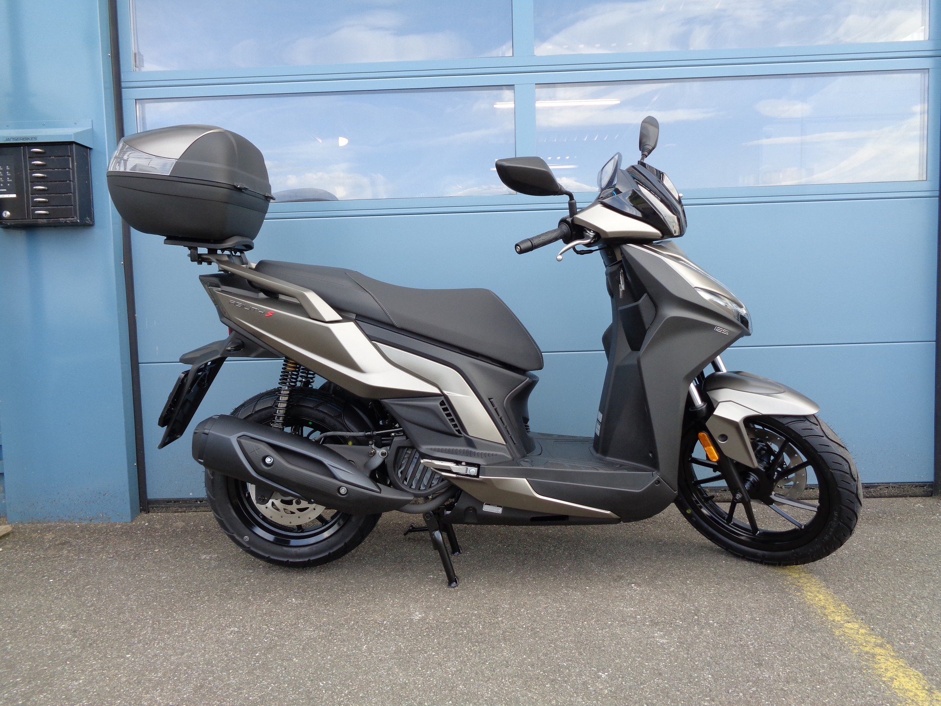 KYMCO Agility S 125i ABS Topcase-image-0