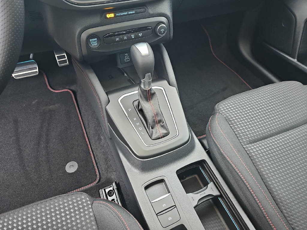 FORD Focus 1.0i EcoB Hybrid 155 ST-Line X-image-6